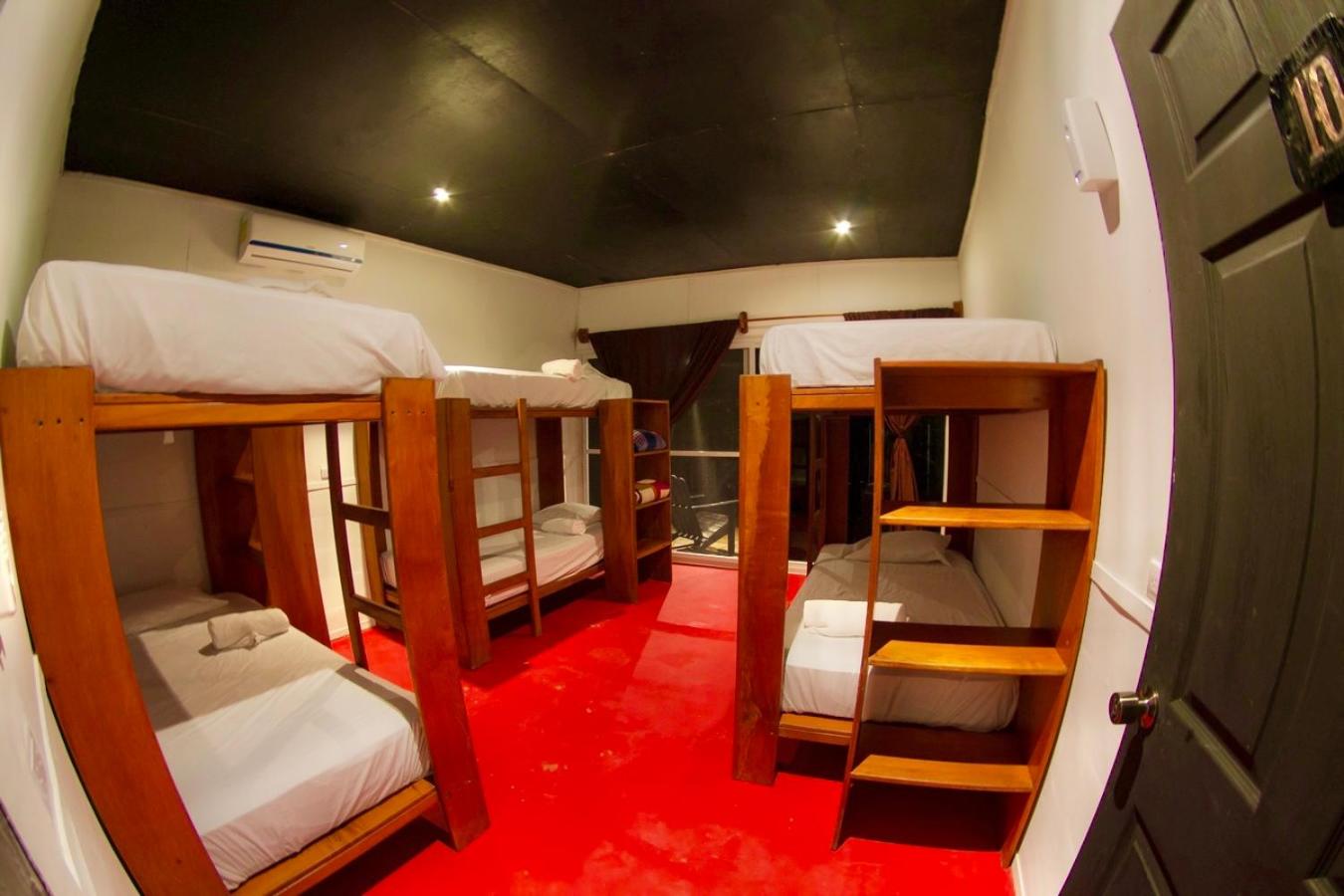 Classic Quadruple Room photo 1