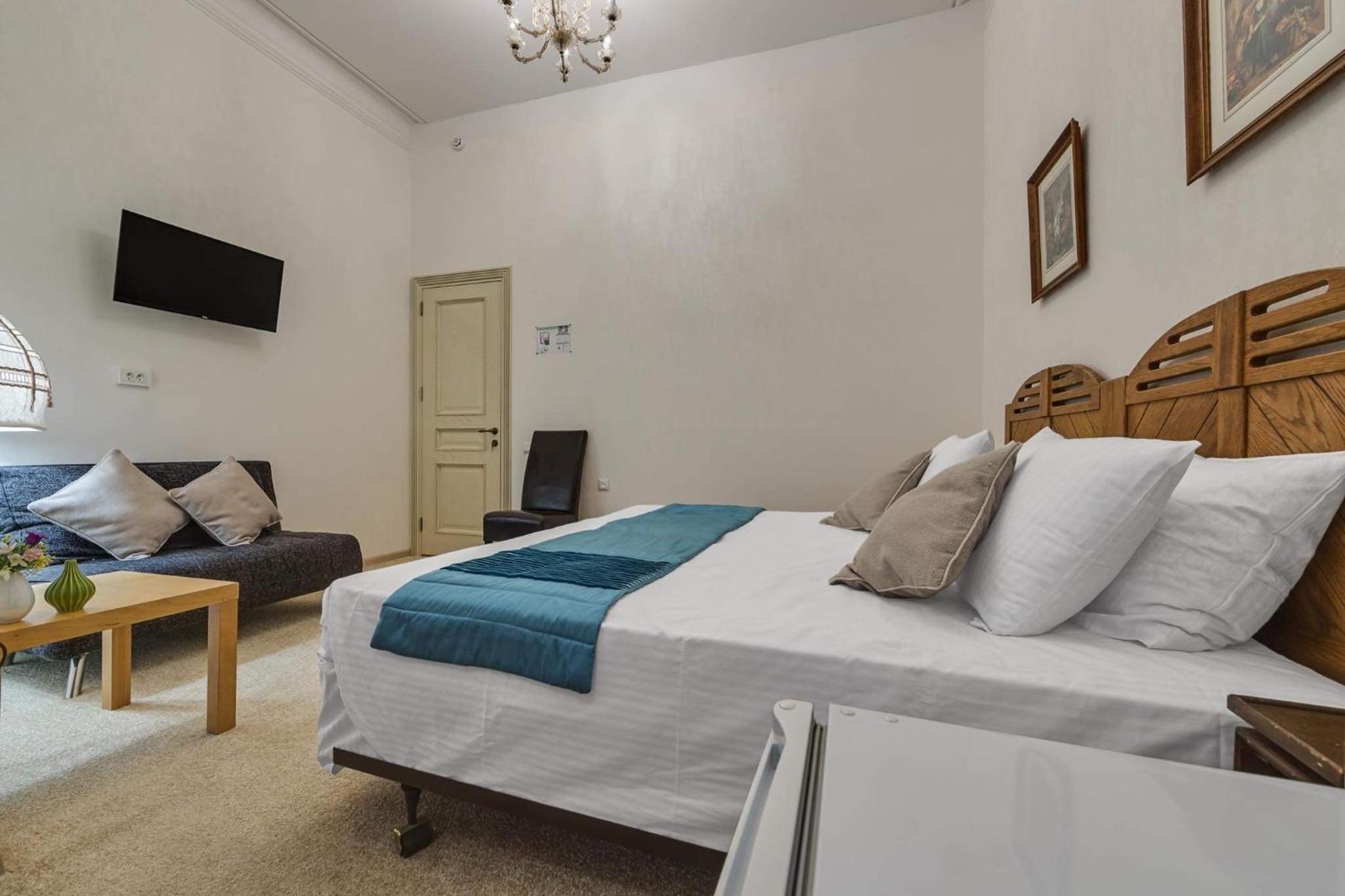 Deluxe Double or Twin Room photo 1