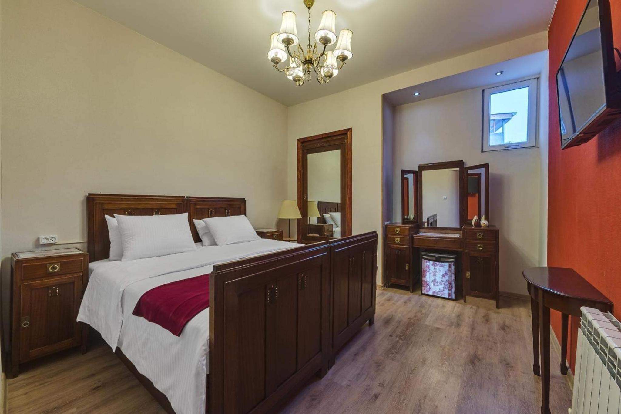 Deluxe Double or Twin Room with Balcony photo 1