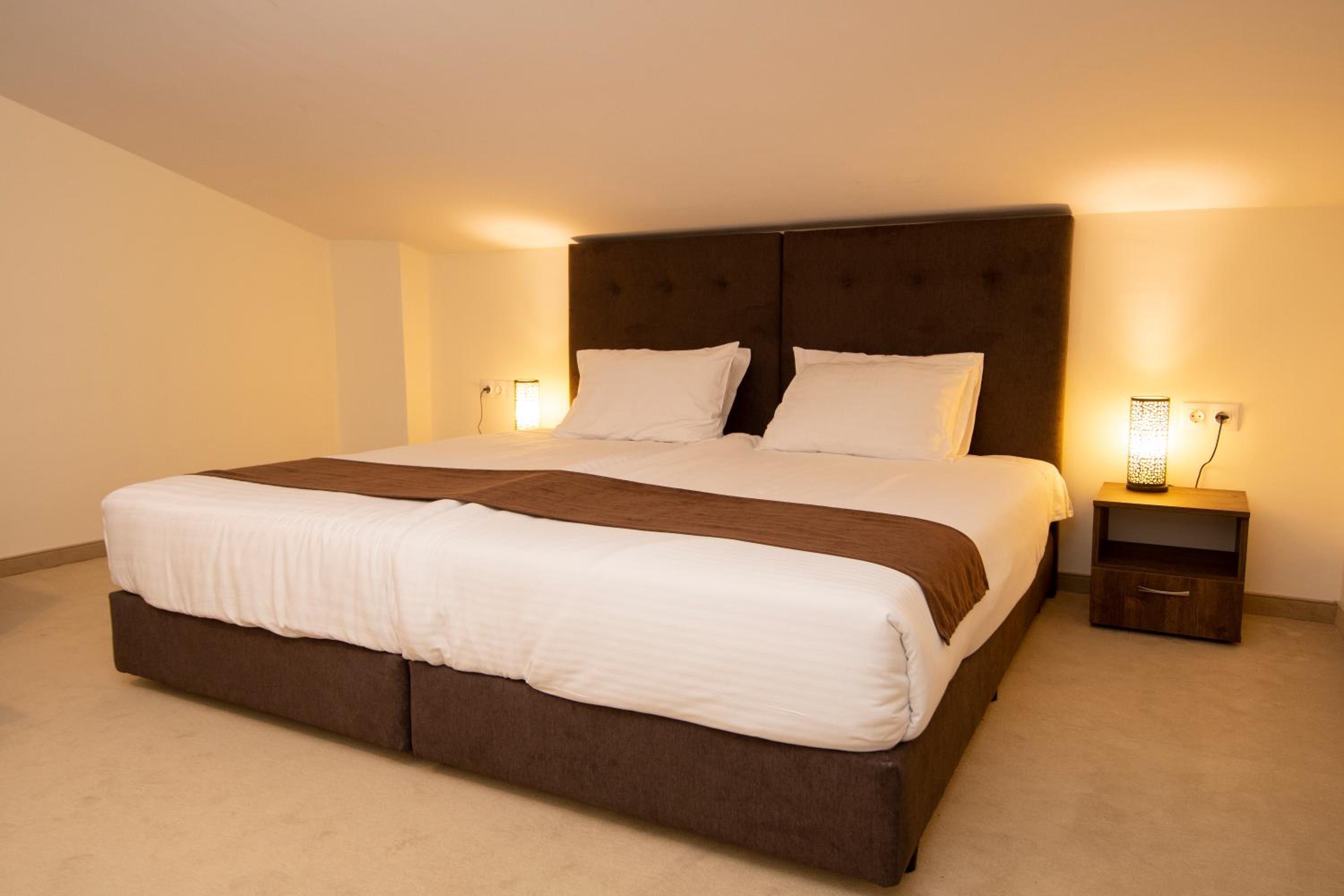 Two-Bedroom Apartment - Photo 11
