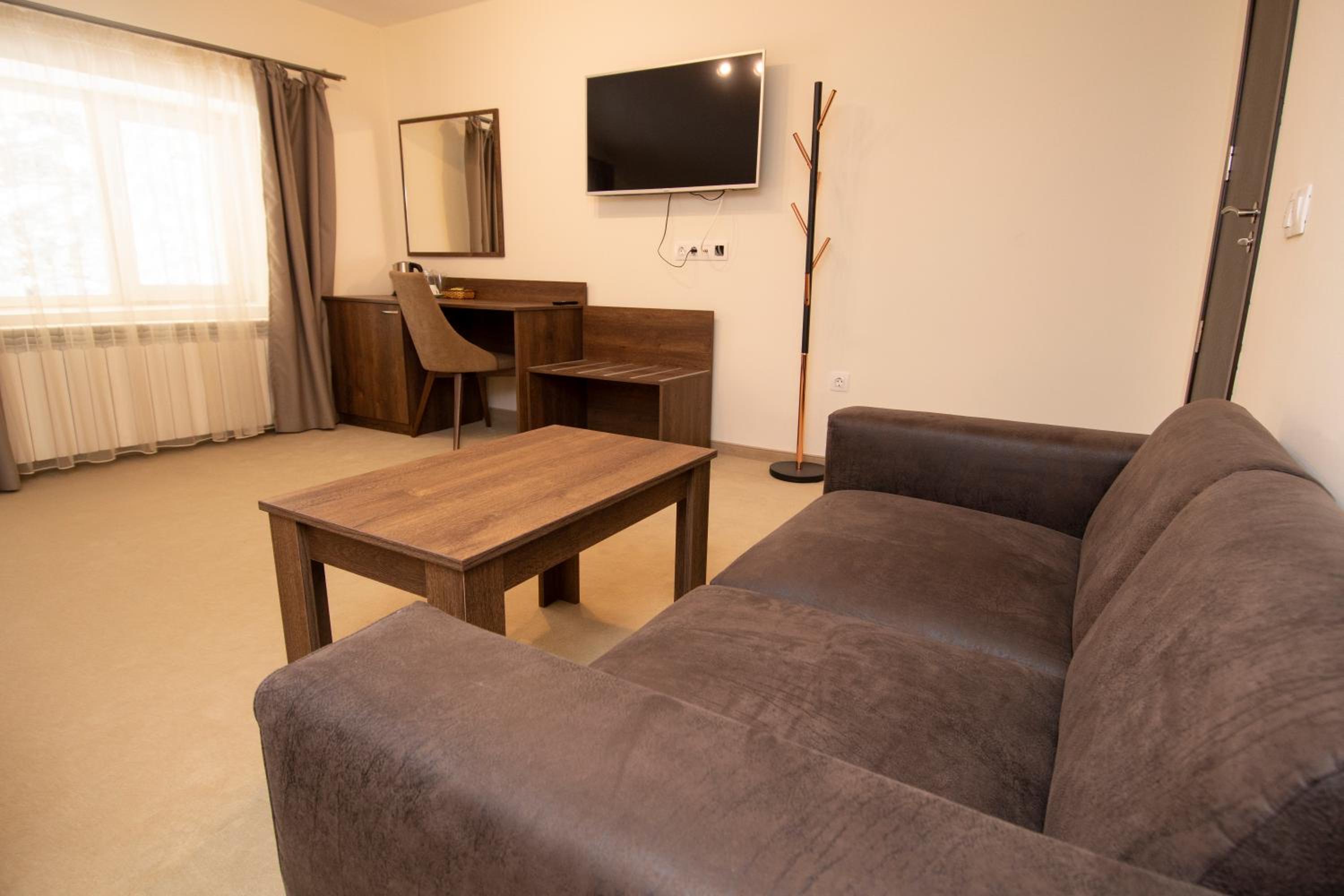 Two-Bedroom Apartment - Photo 2