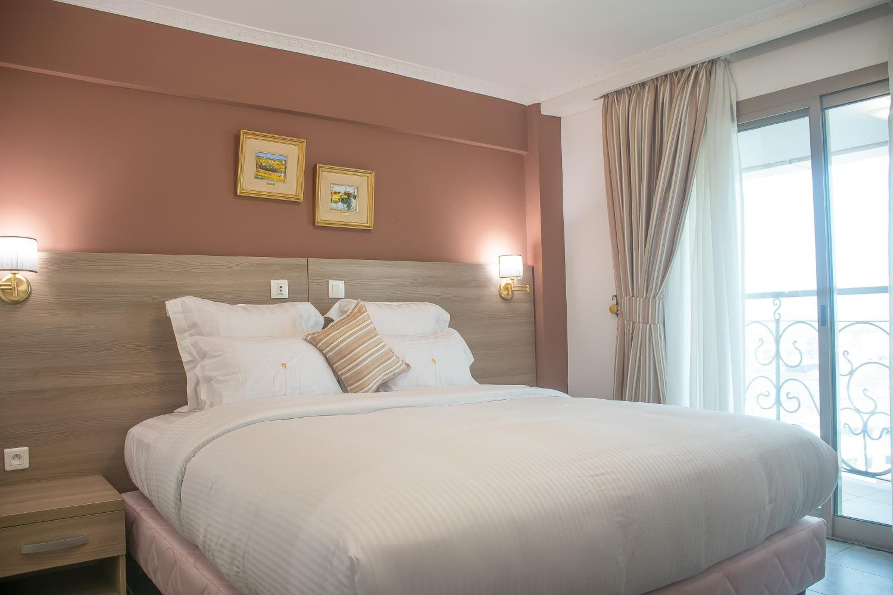 Junior Suite with Balcony