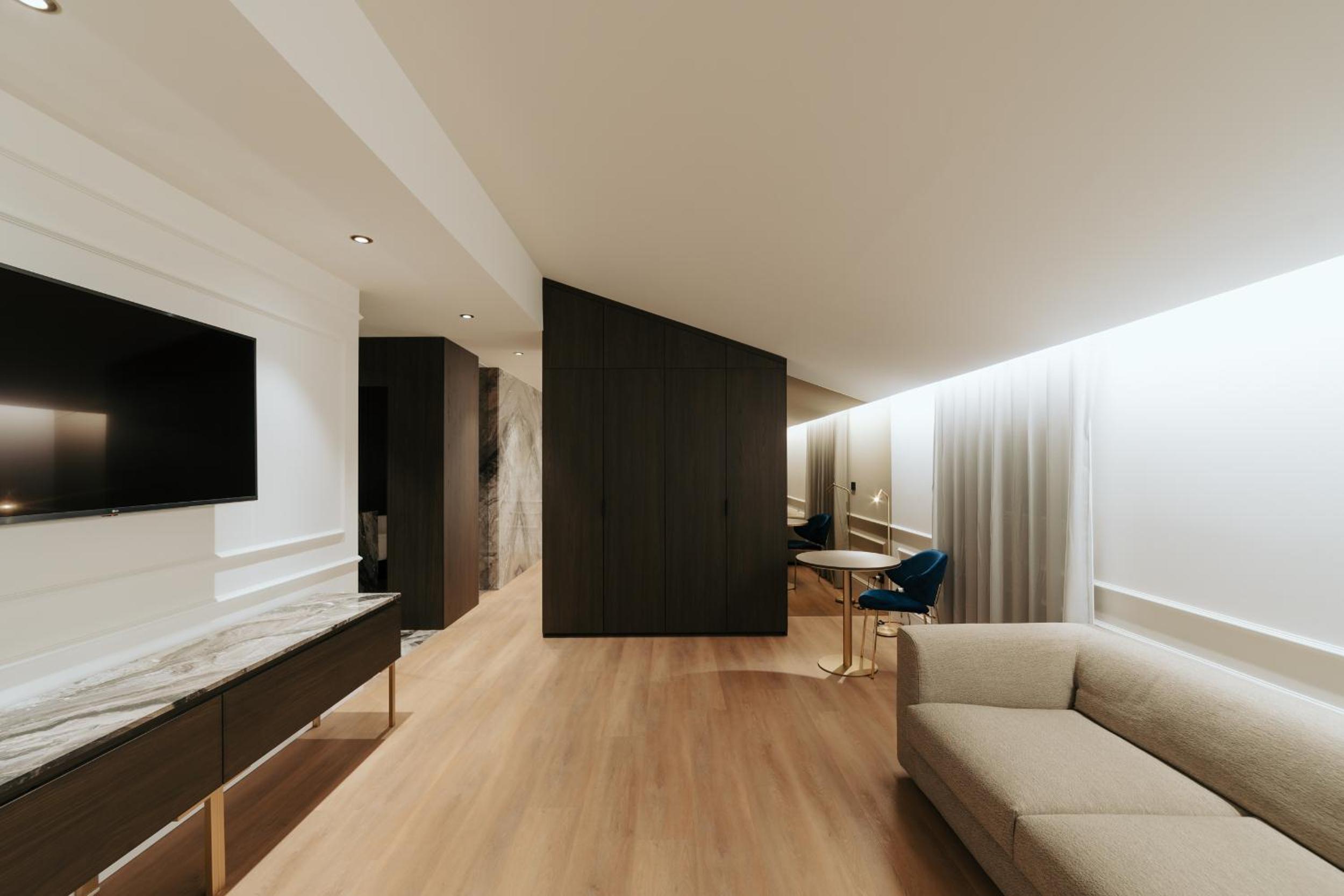 Suite with Terrace - Photo 7