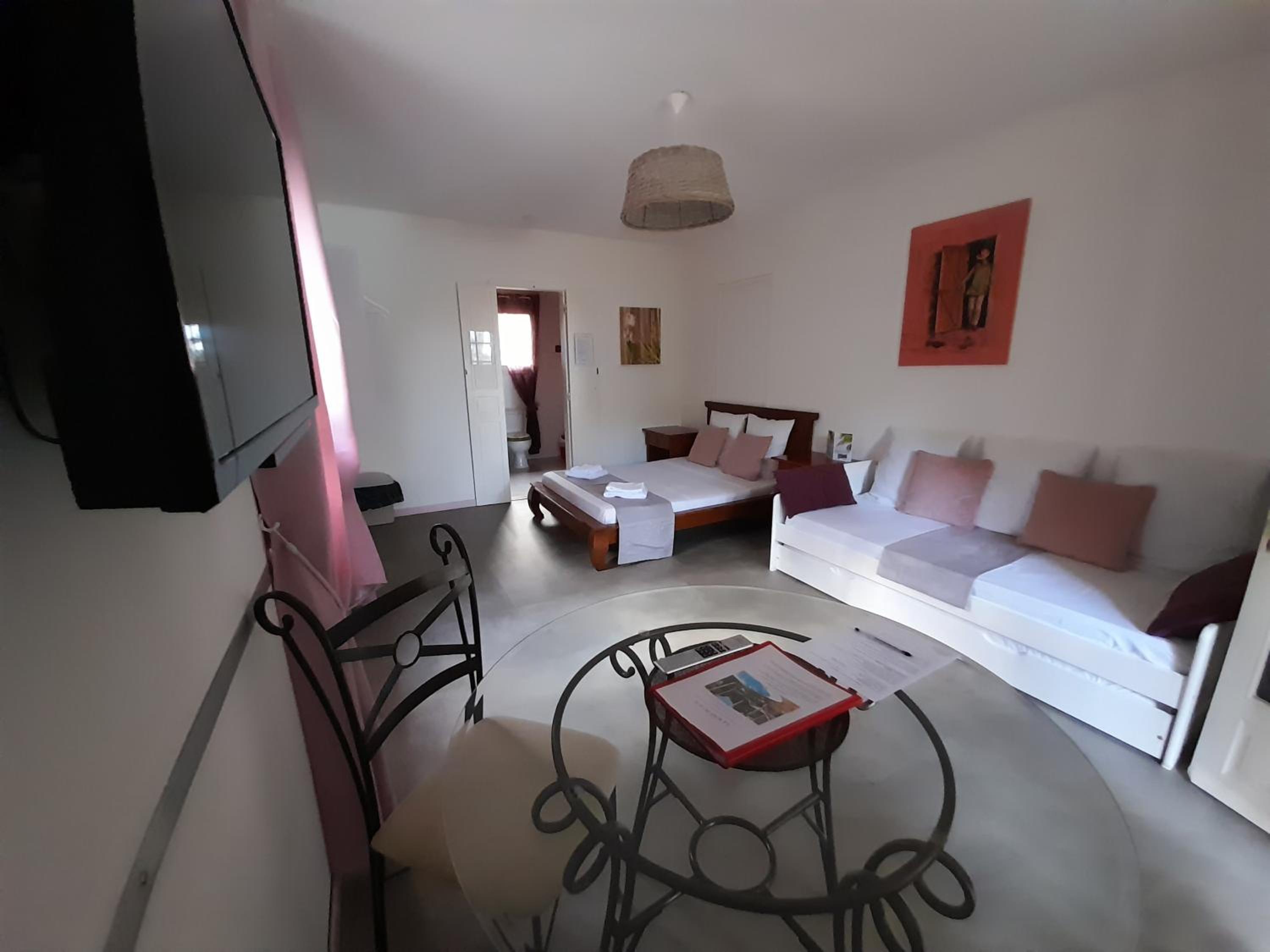 Double Room photo 3