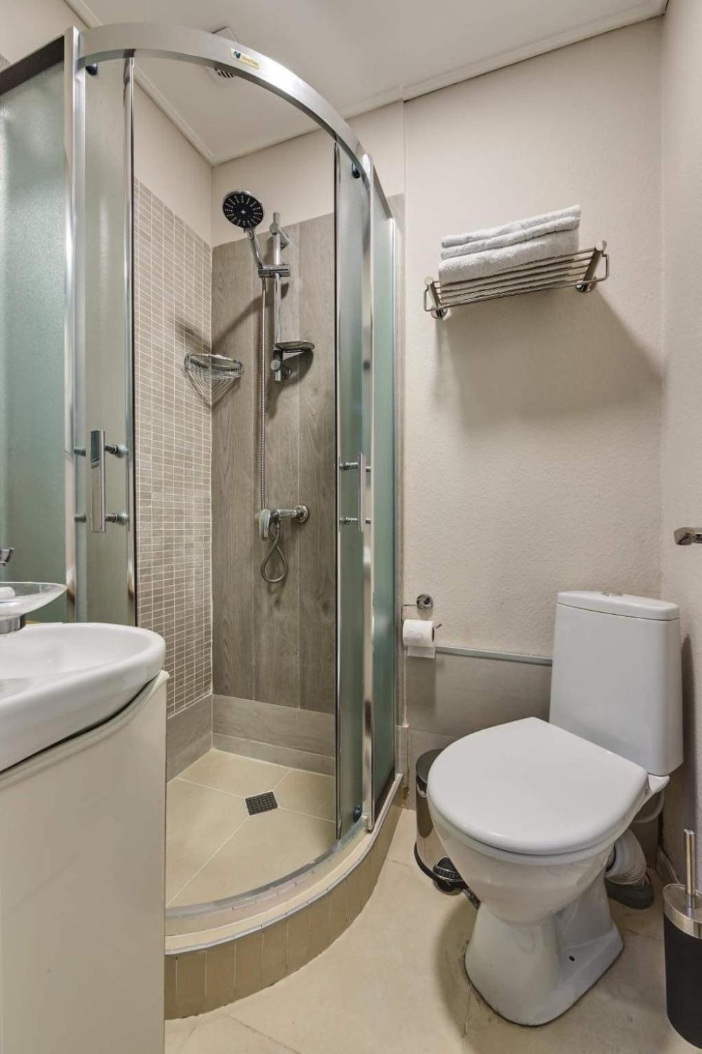 Standard Double Room photo 2