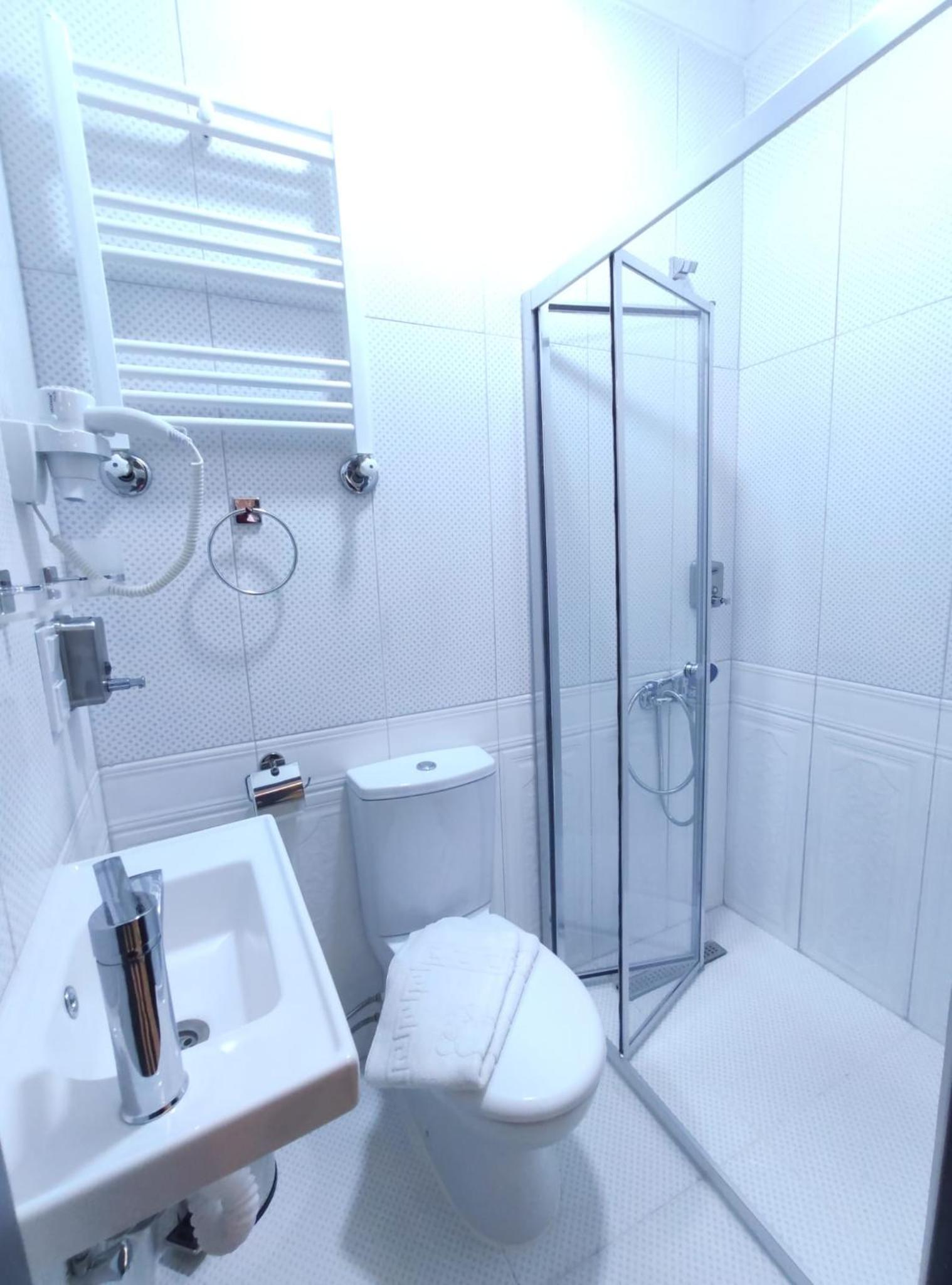 Small Double Room photo 2