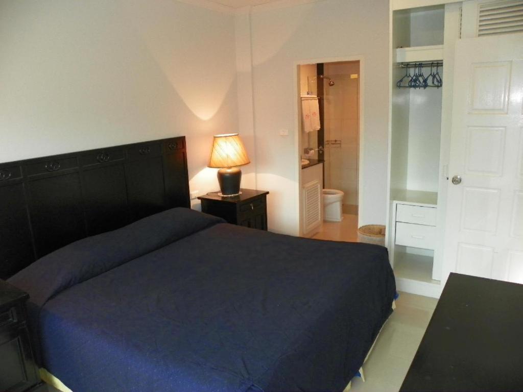 Two-Bedroom Apartment photo 3
