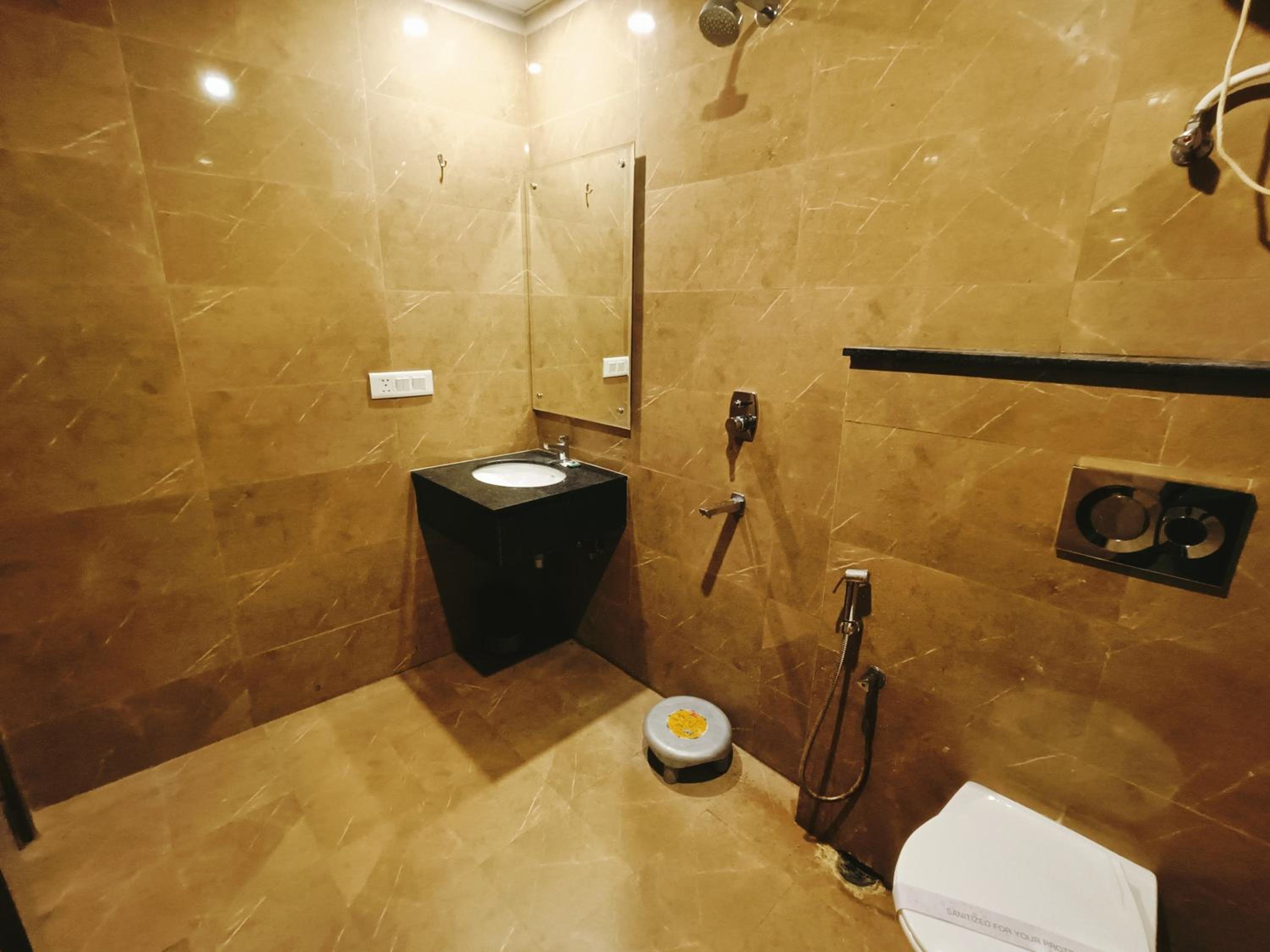 Classic Triple Room - Photo 24