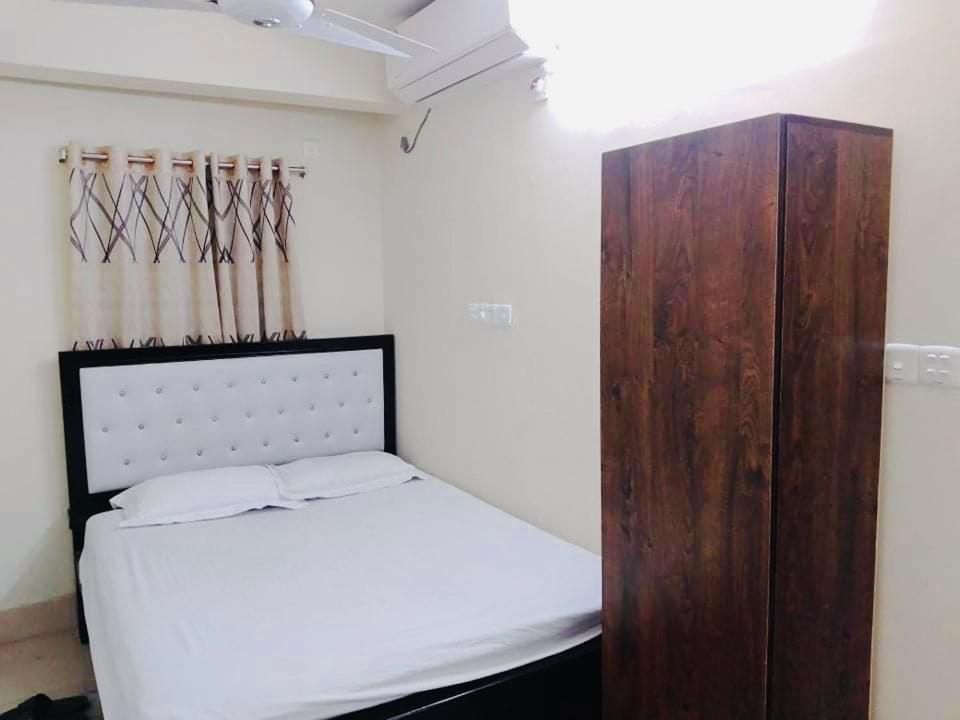 Budget Double Room photo 3