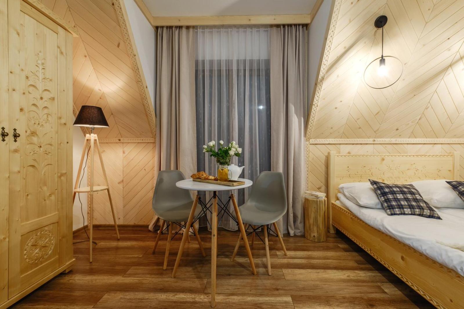 Double Room with Balcony - Photo 1