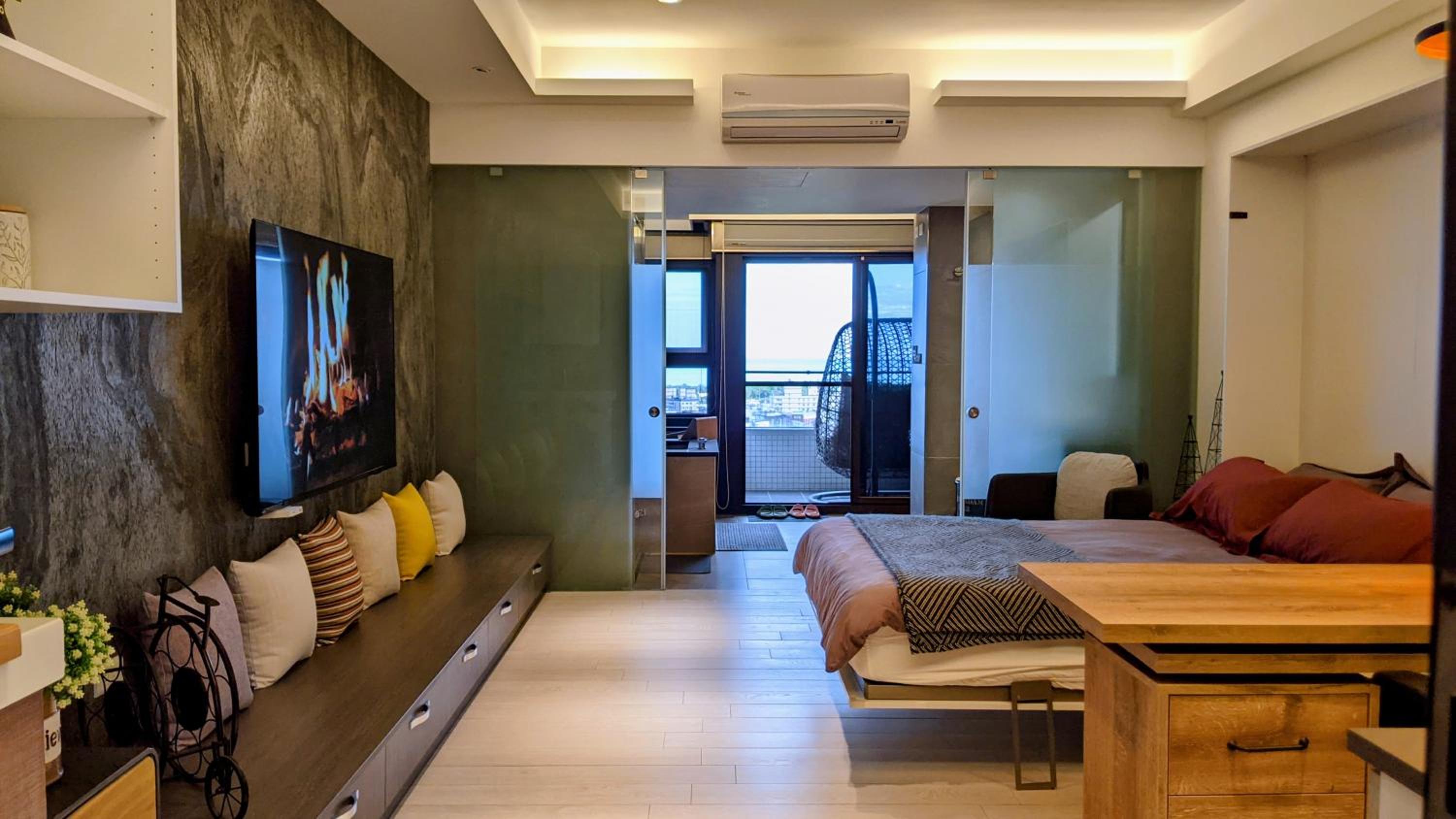 Studio with Balcony
