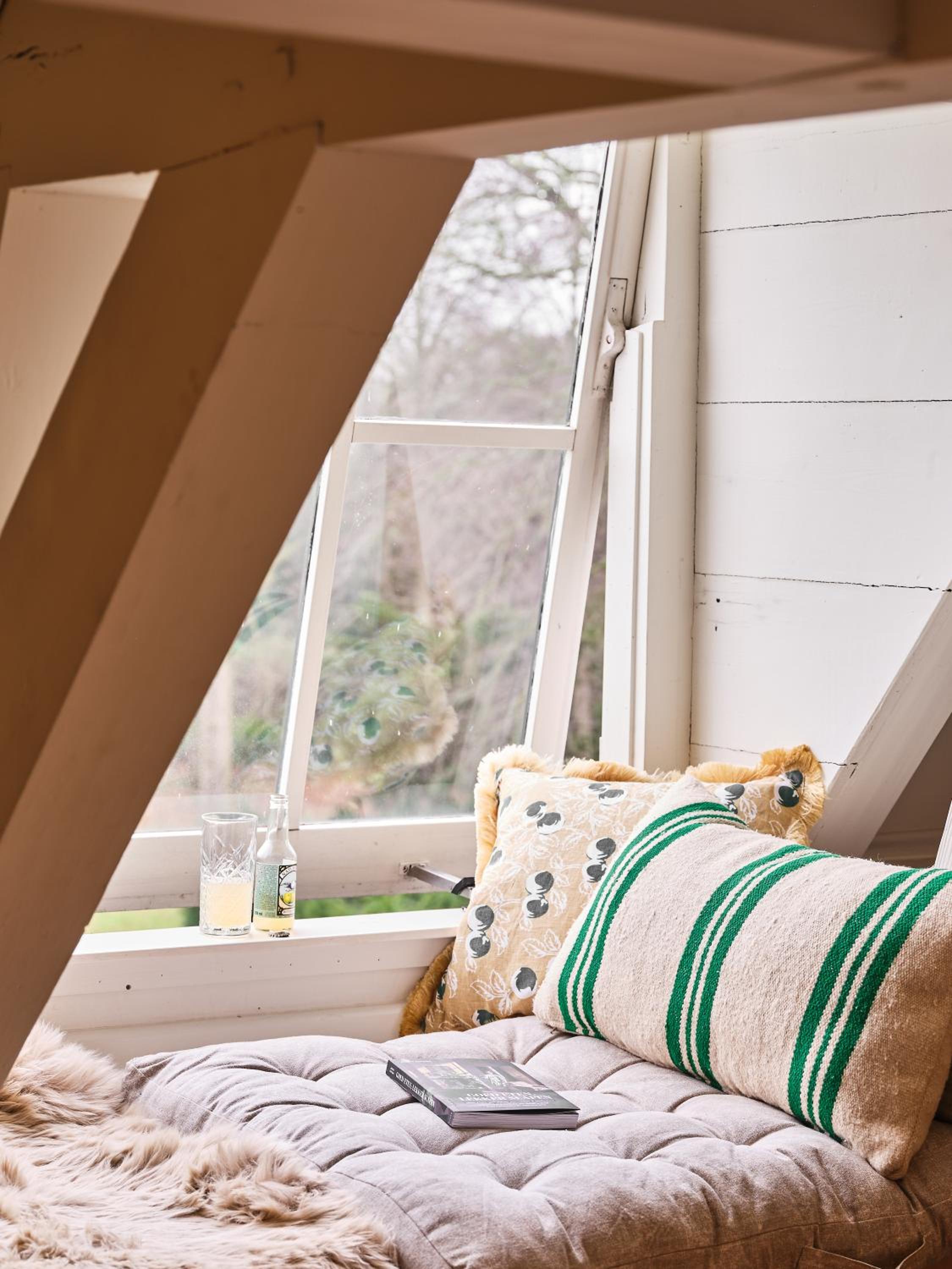 King Room with Garden View - Photo 13