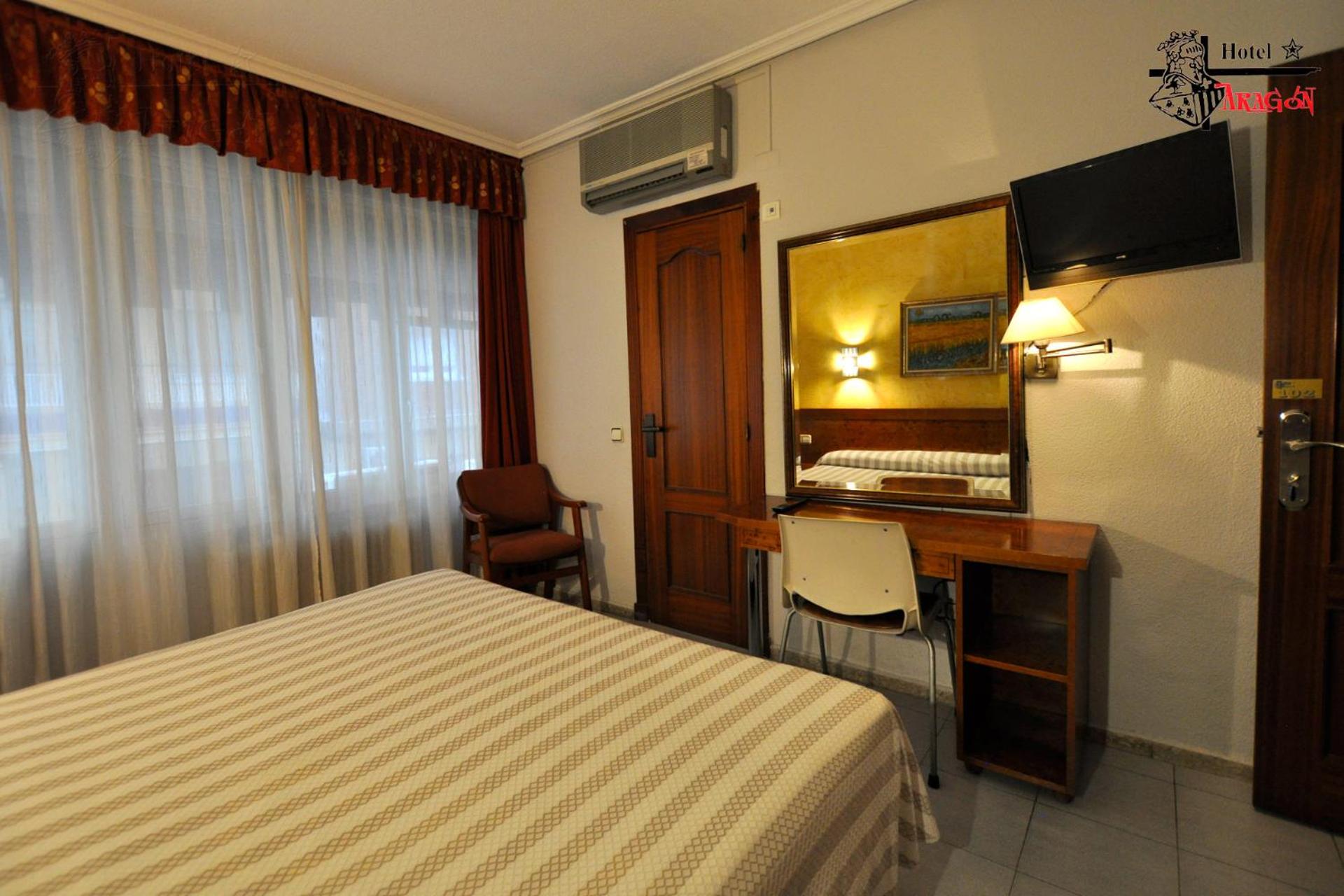 Double or Twin Room photo 3