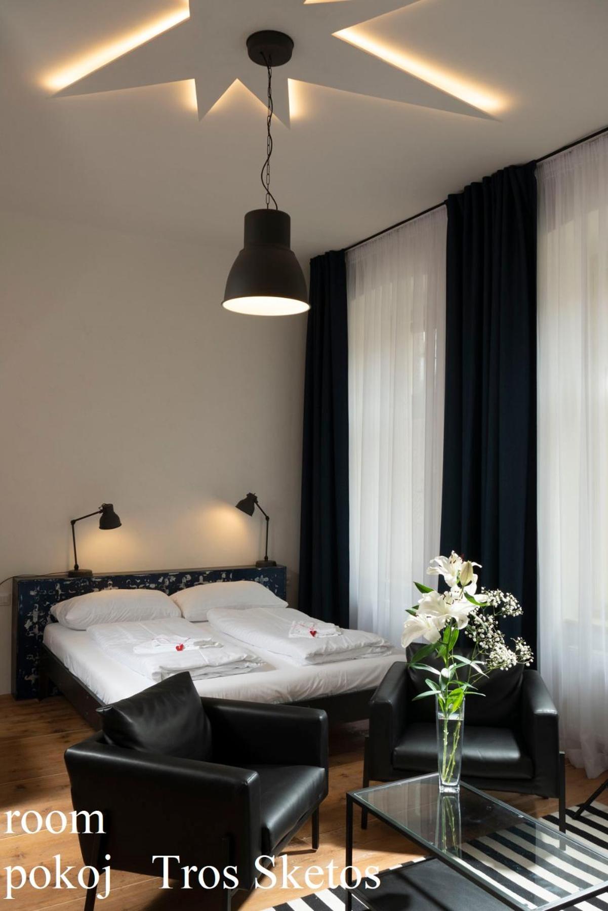Deluxe Double Room - Photo 6