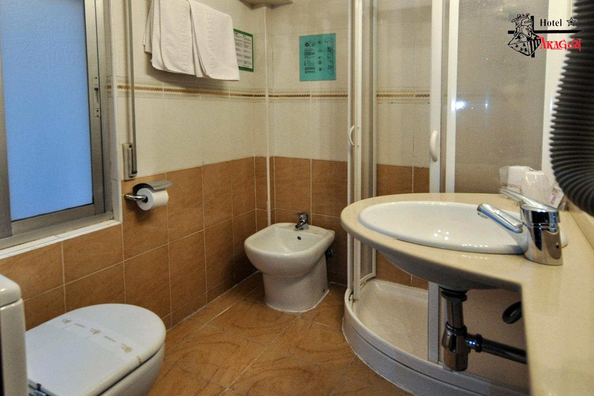 Economy Double or Twin Room photo 2