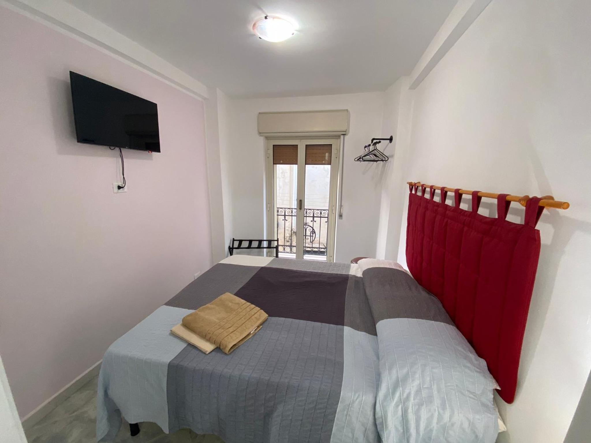 Double Room with Private Bathroom photo 2