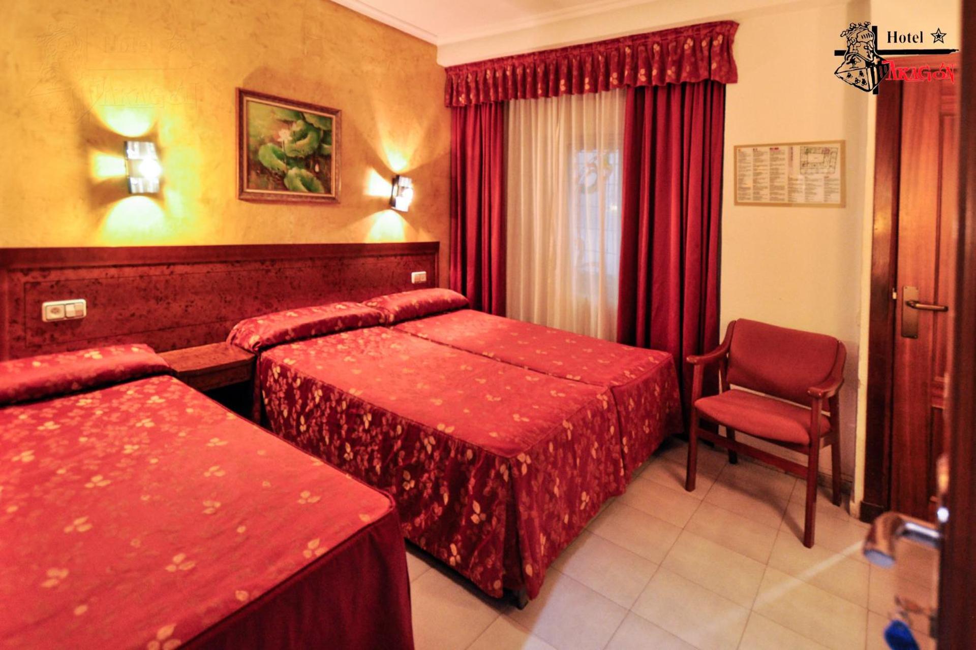 Double Room with Extra Bed photo 3