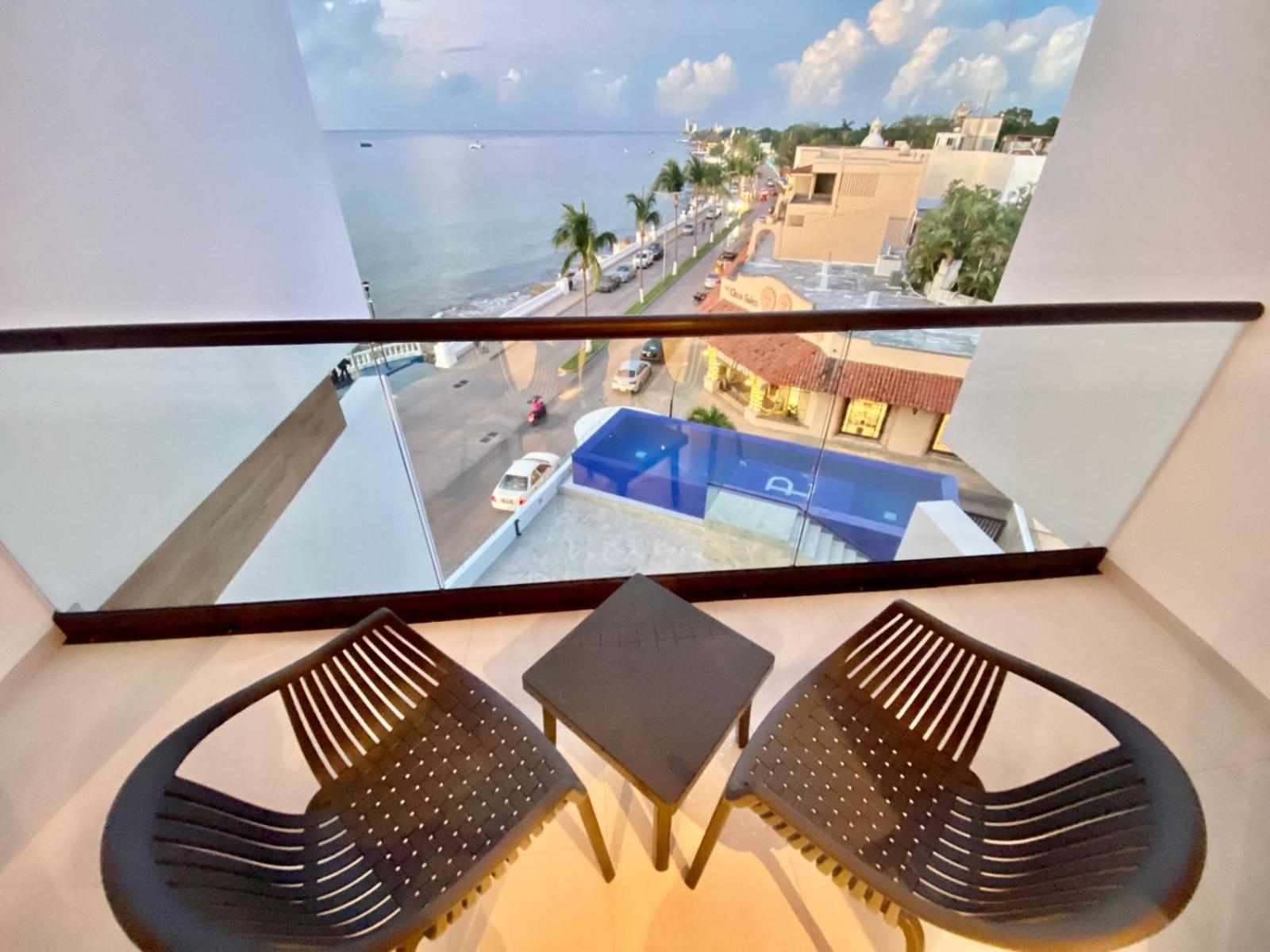 Double Room with Sea View - Photo 6