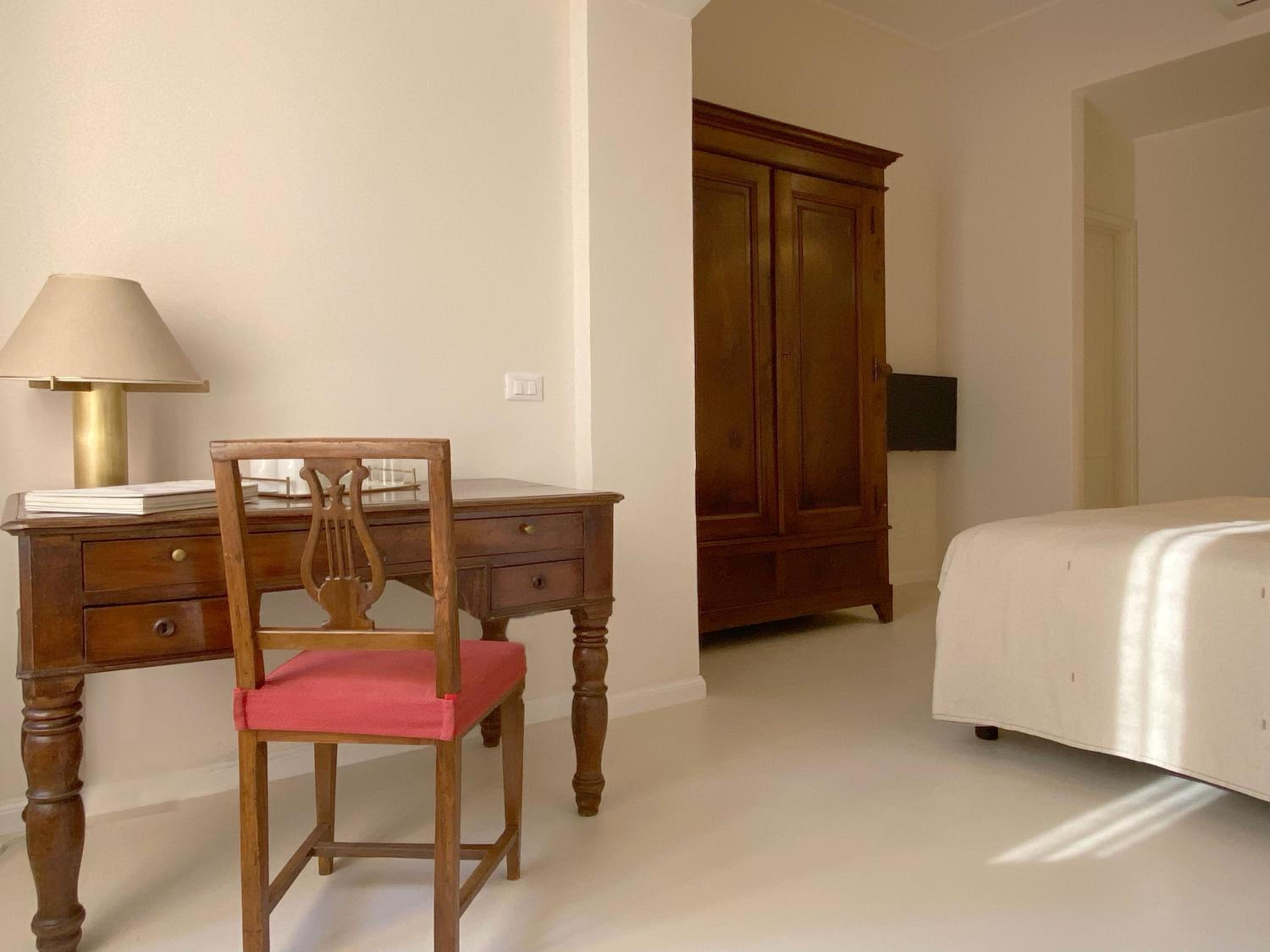 Double Room with Lake View photo 2