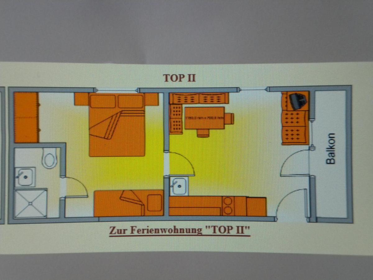 Apartment with Balcony photo 3