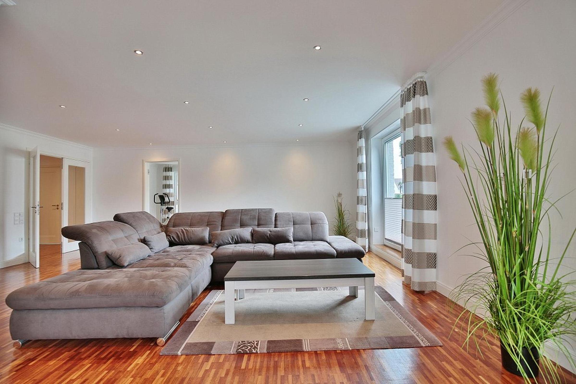 Apartment with Balcony photo 1