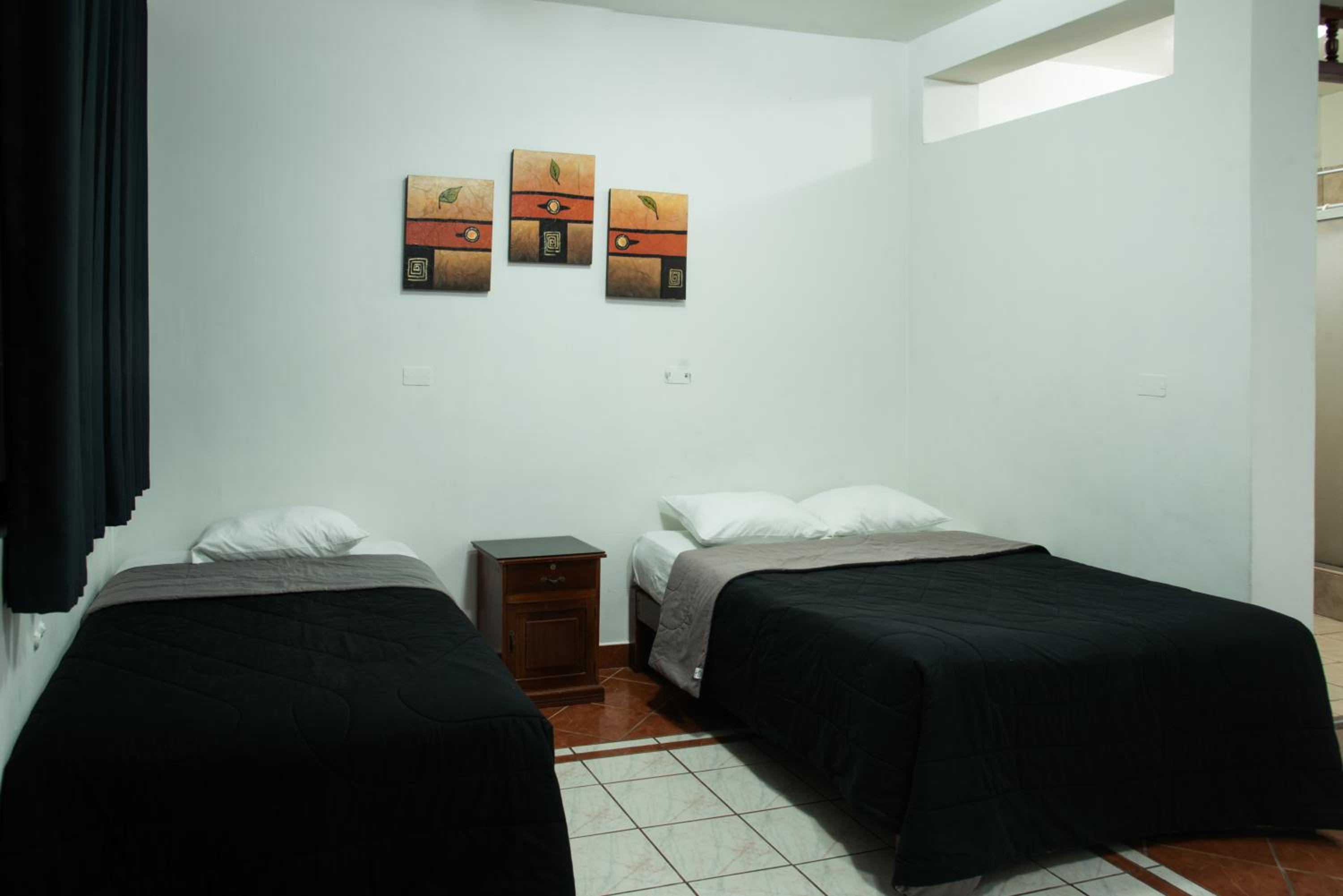 Standard Twin Room photo 1
