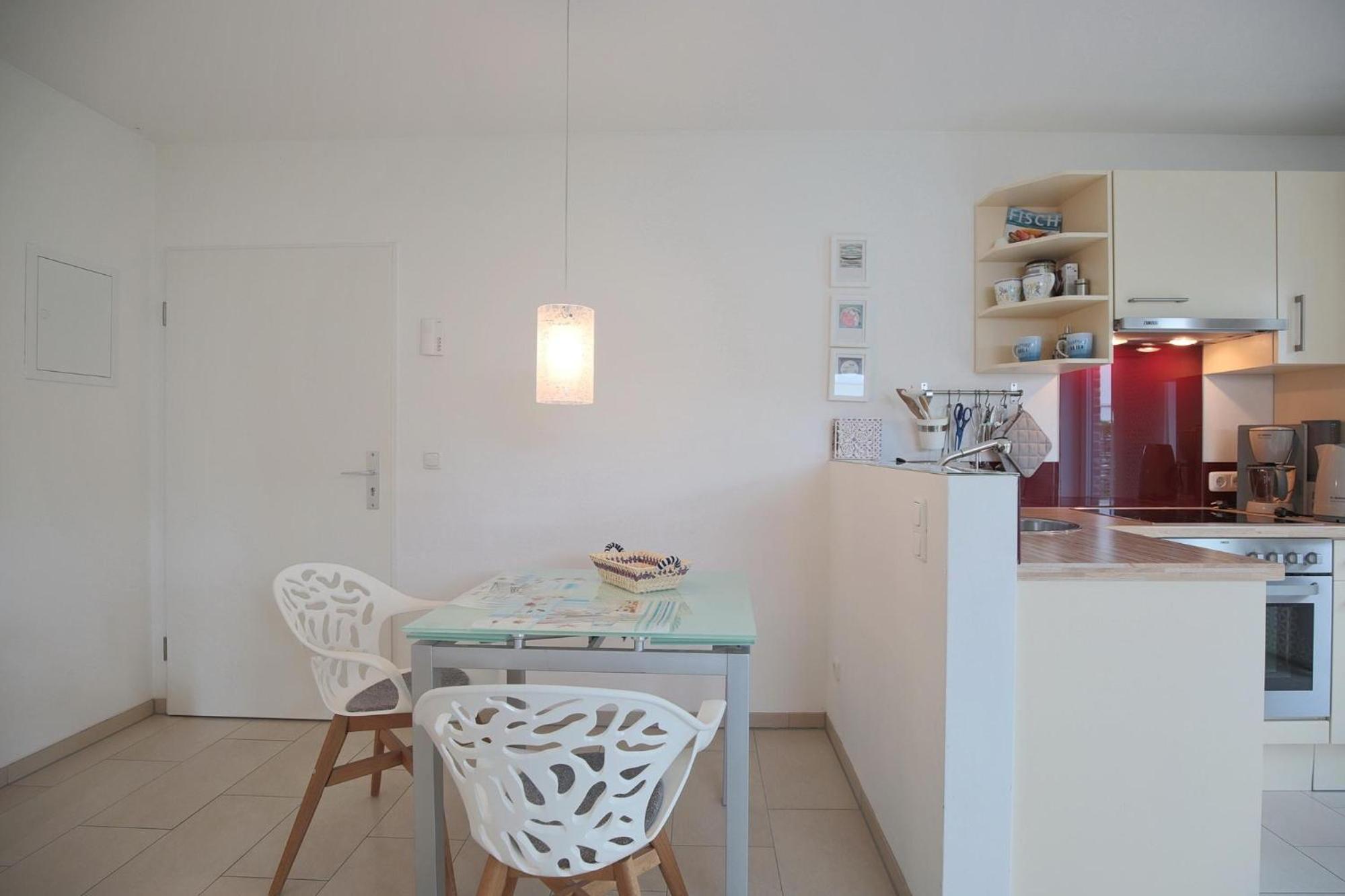 Apartment with Terrace photo 3