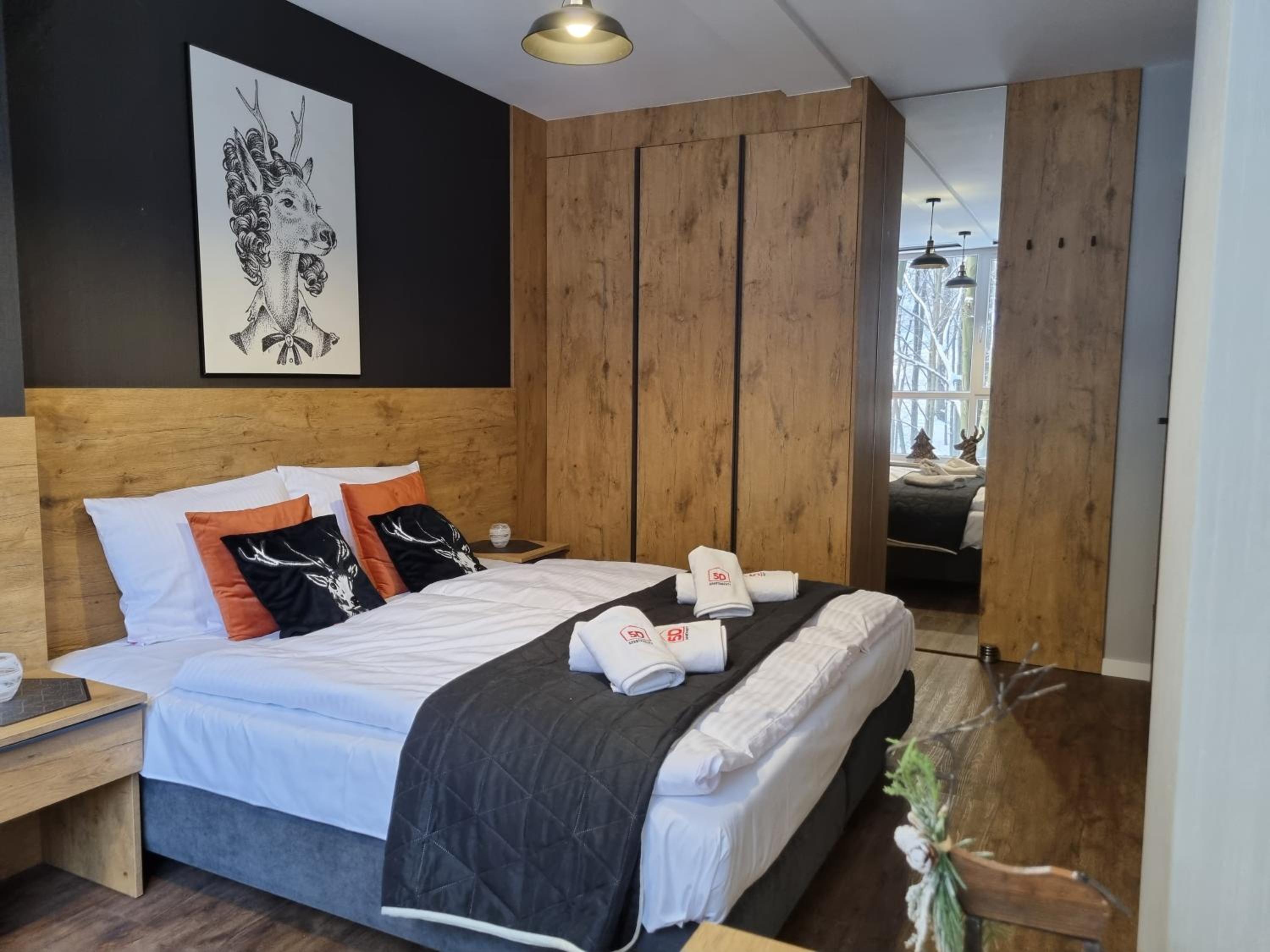 One-Bedroom Apartment - Photo 6