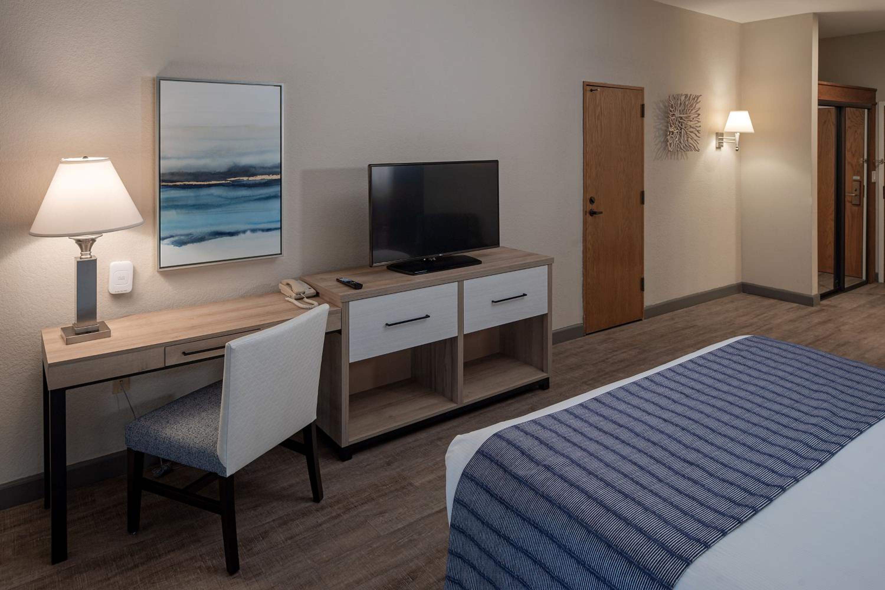 Ground Floor Marina King  - Photo 3