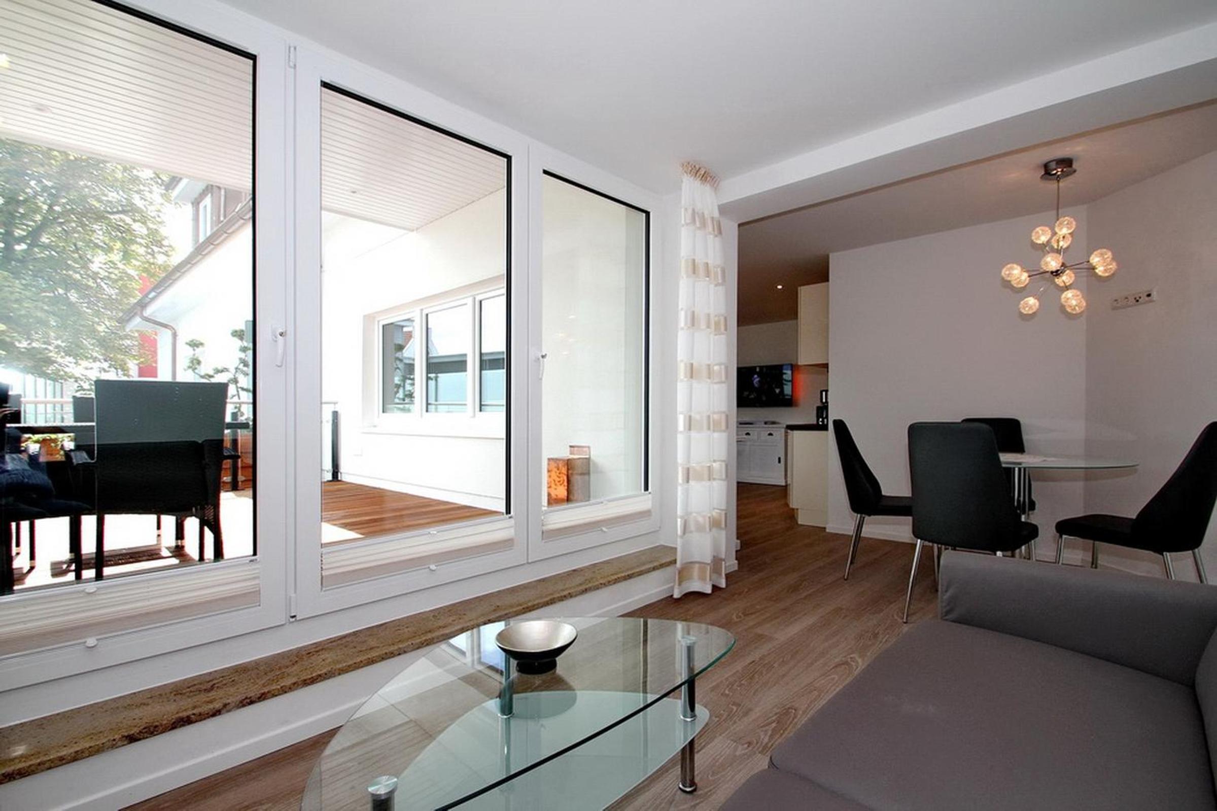 Apartment with Balcony photo 1