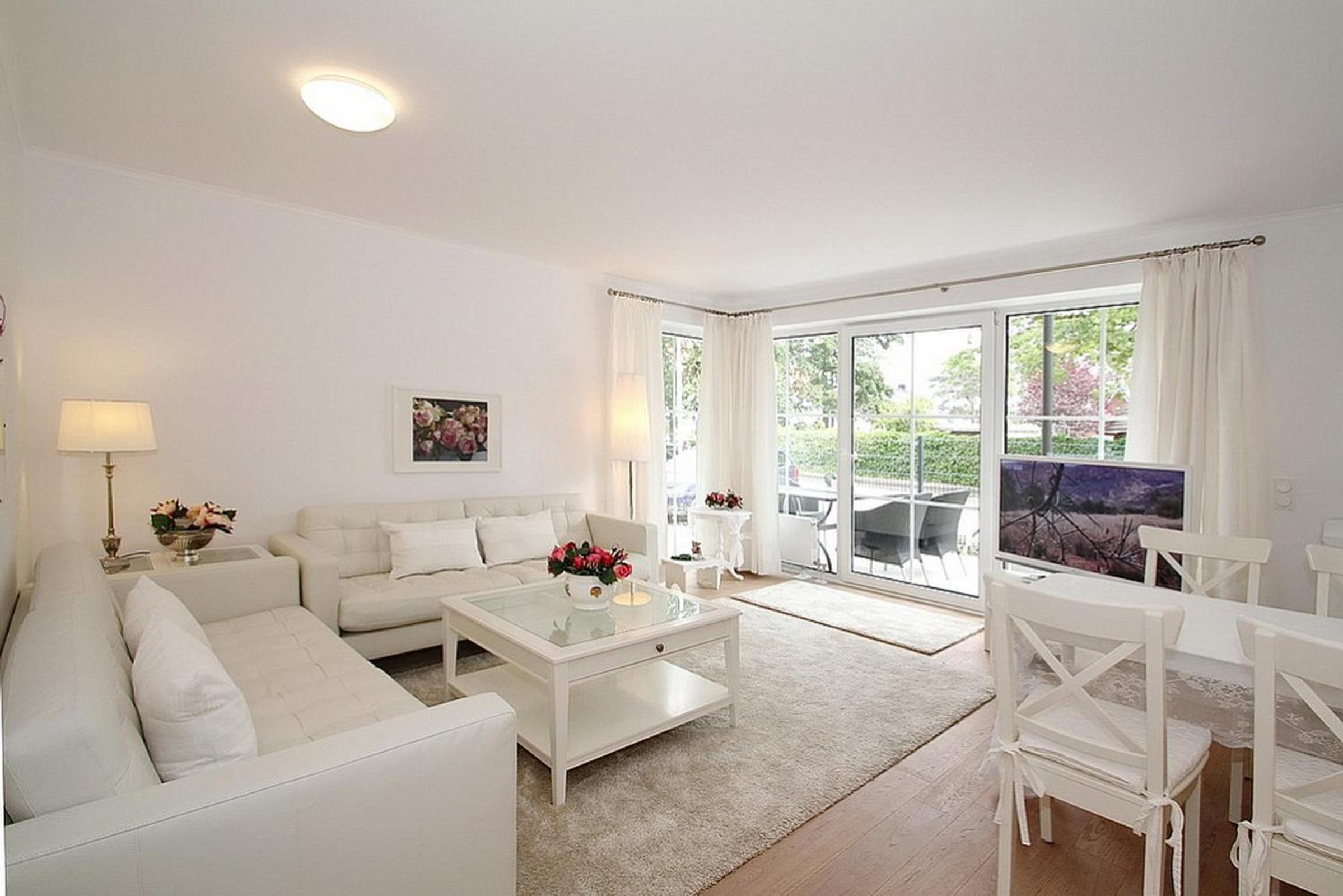 Apartment with Terrace photo 1