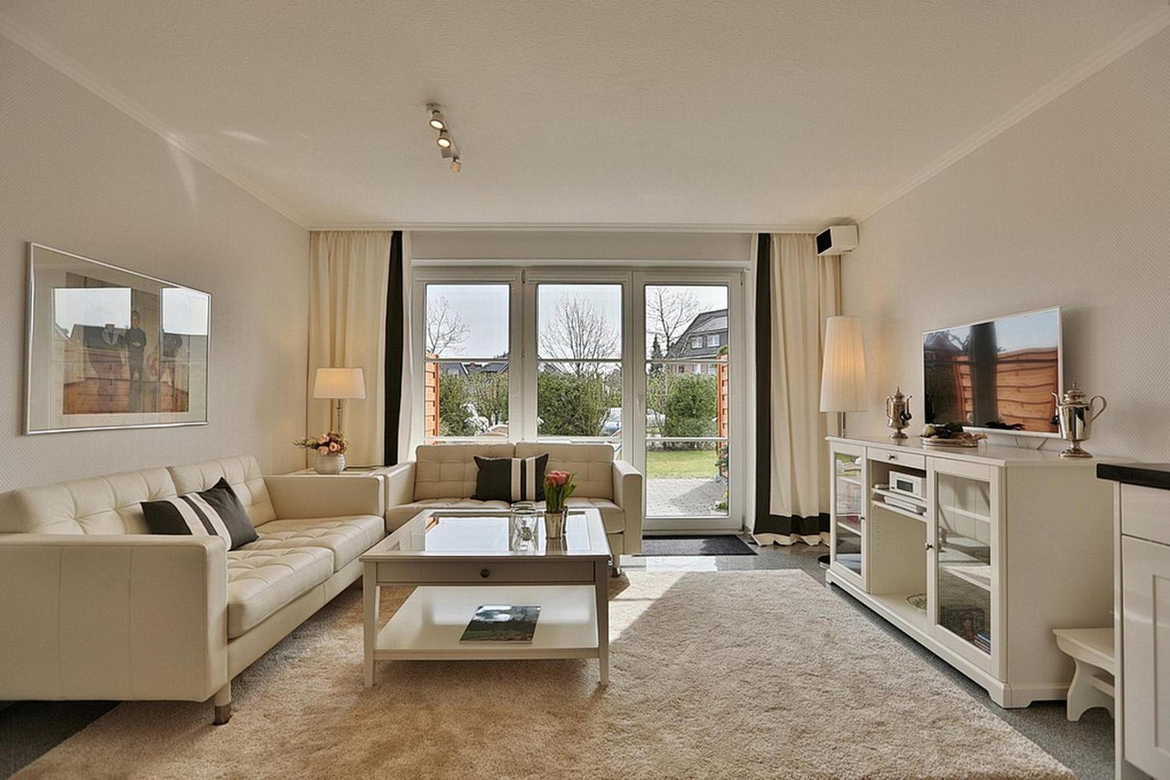 Apartment with Terrace photo 1