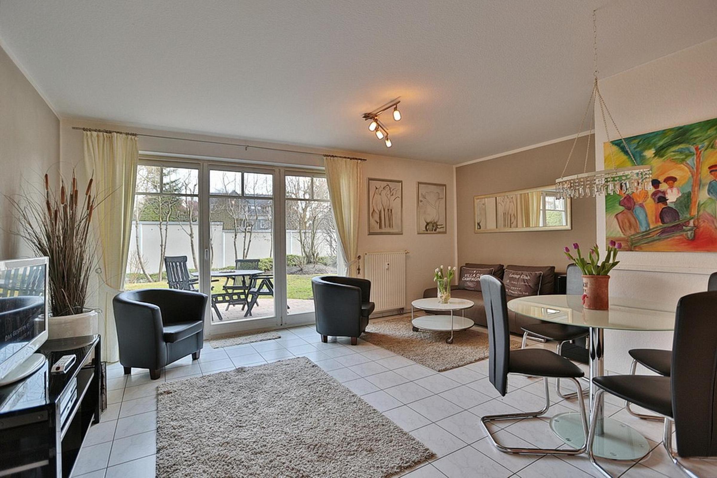 Apartment with Terrace photo 1