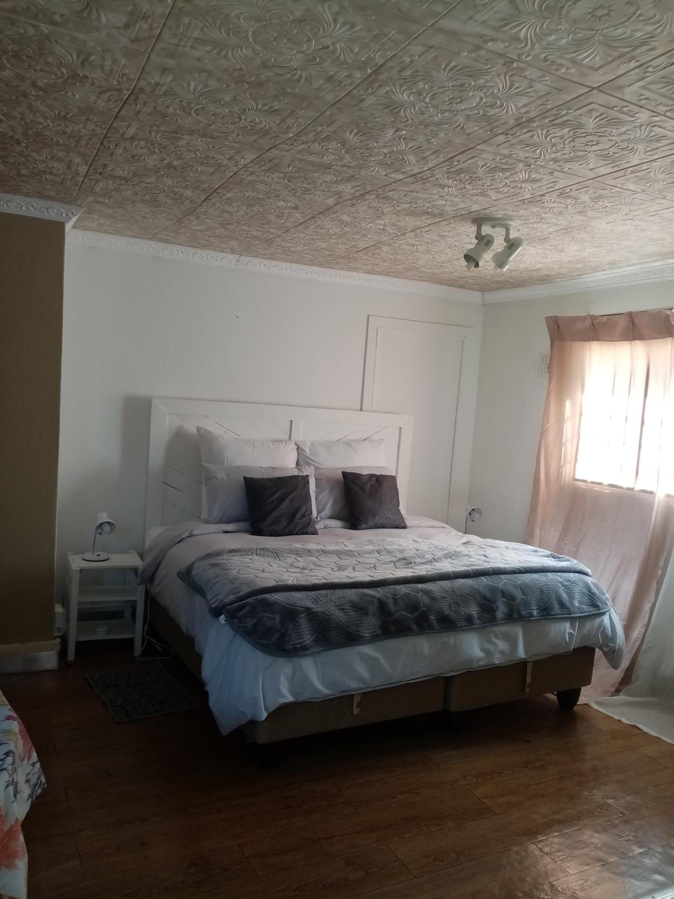 Double Room with Pool View photo 1