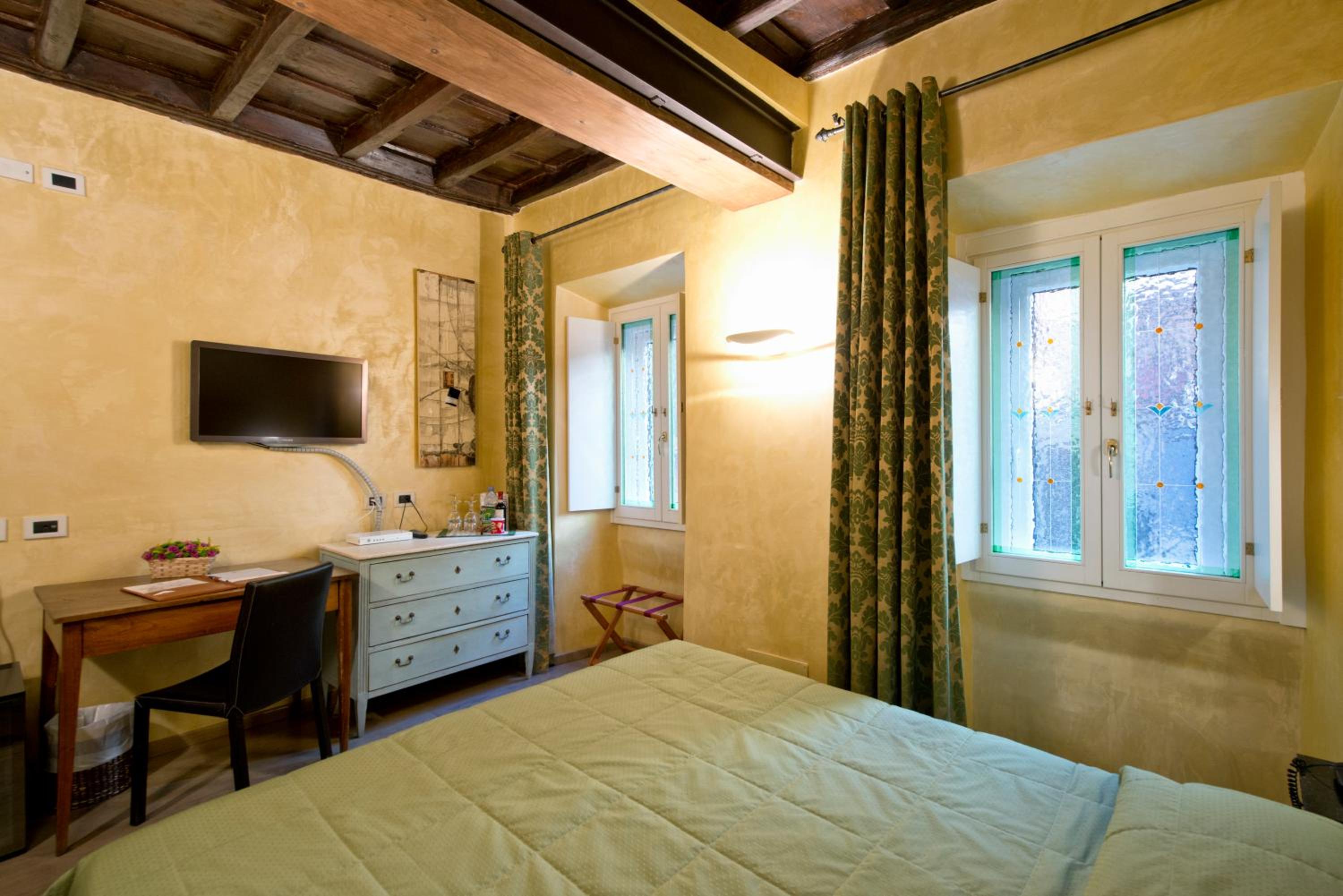 Double Room photo 3