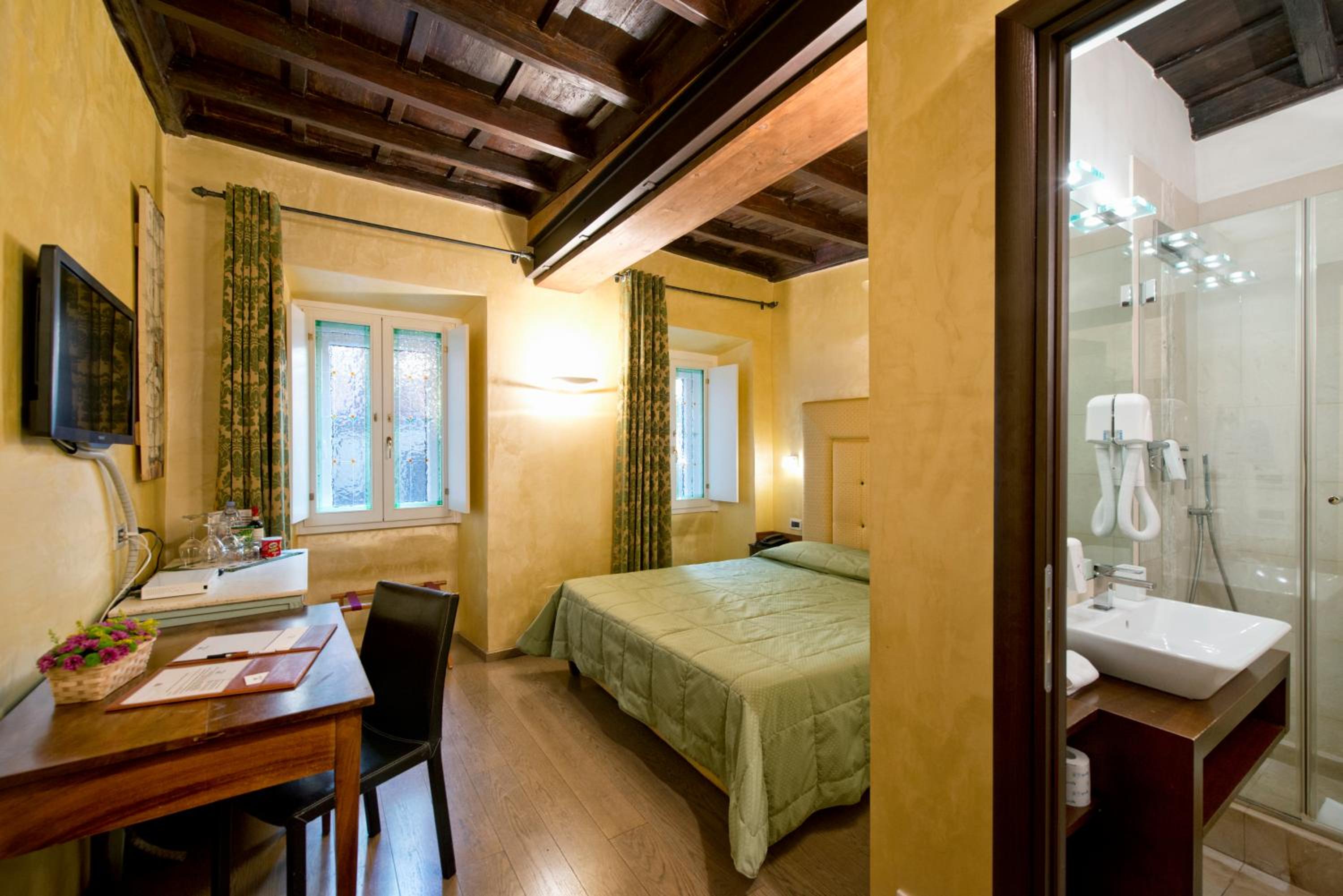 Double Room photo 1