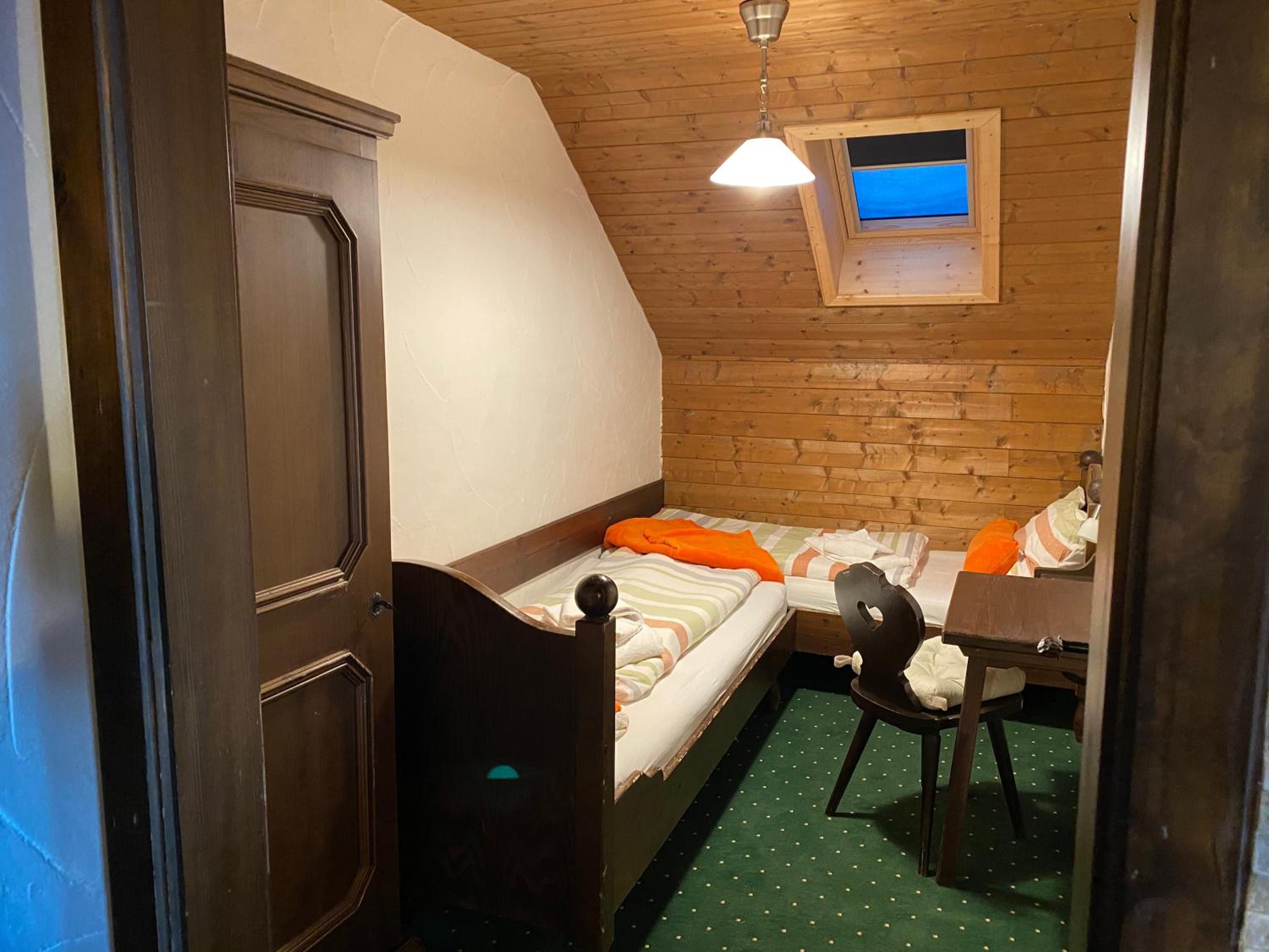 Two-Bedroom Apartment - Photo 8
