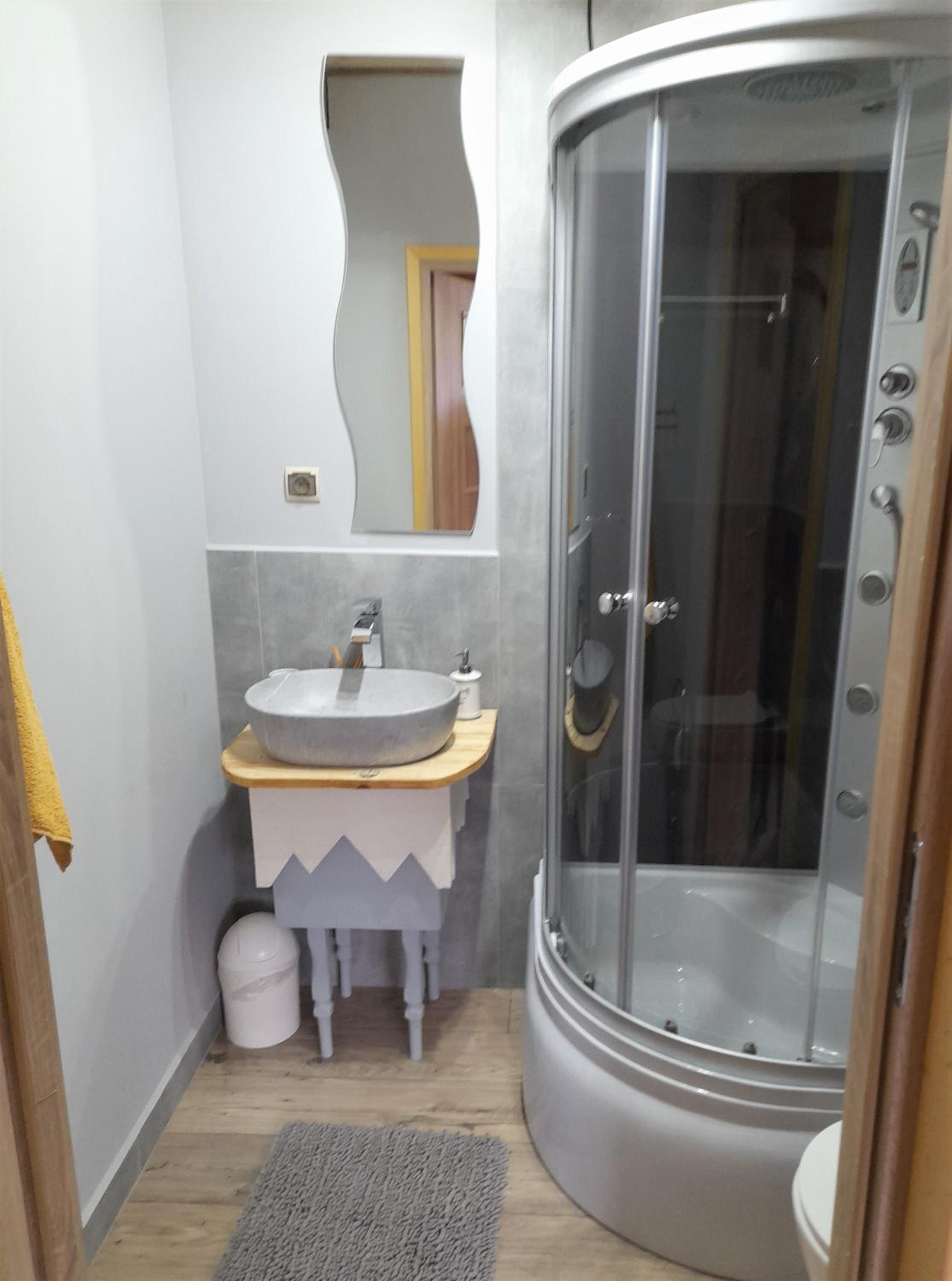 Classic Triple Room photo 2