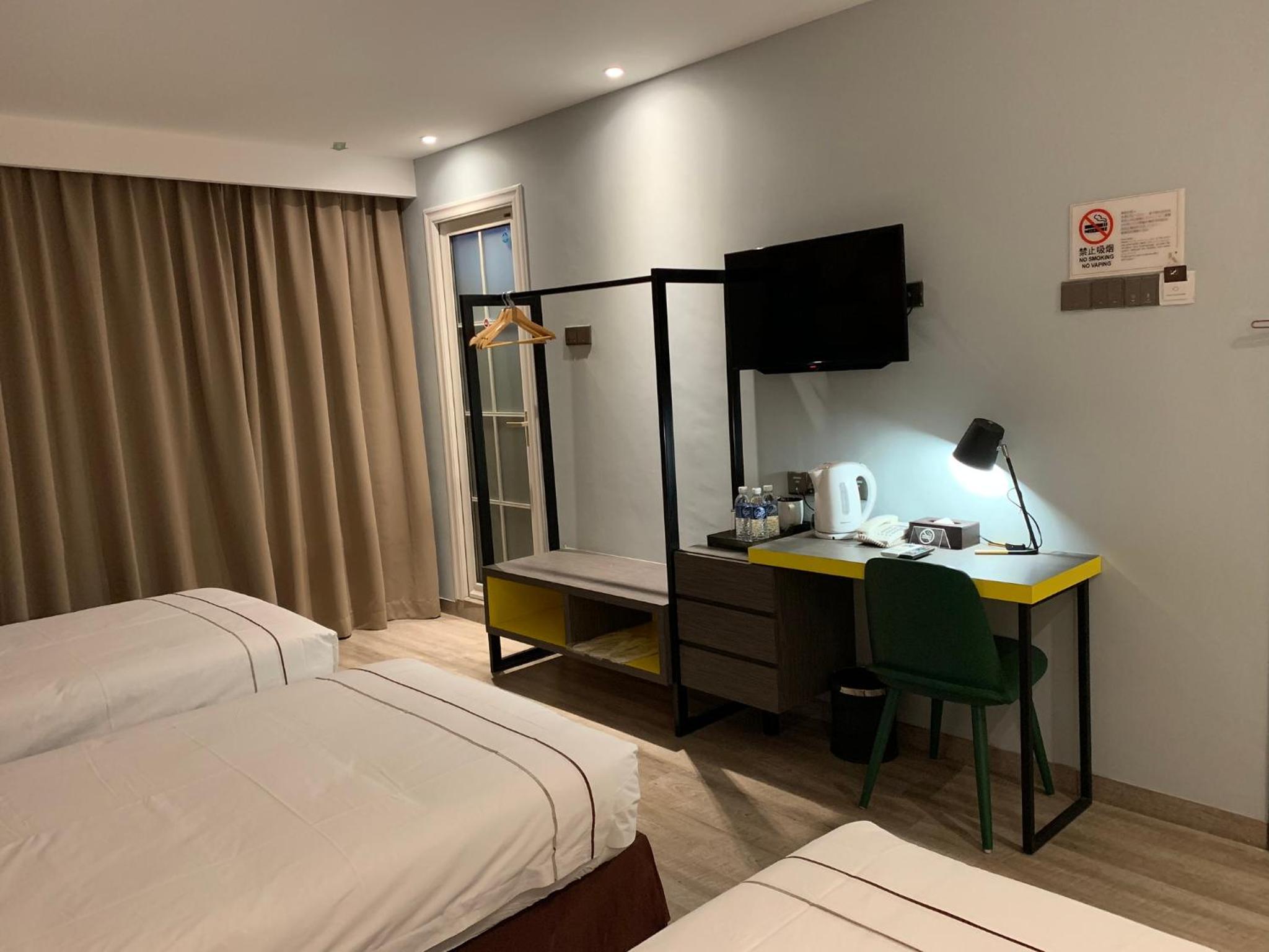 Triple Room - Photo 2