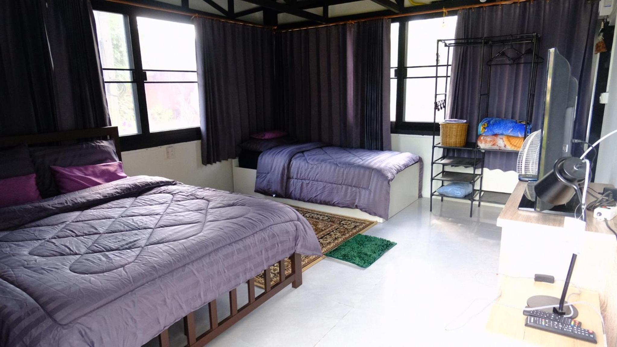 Family Room - Photo 14