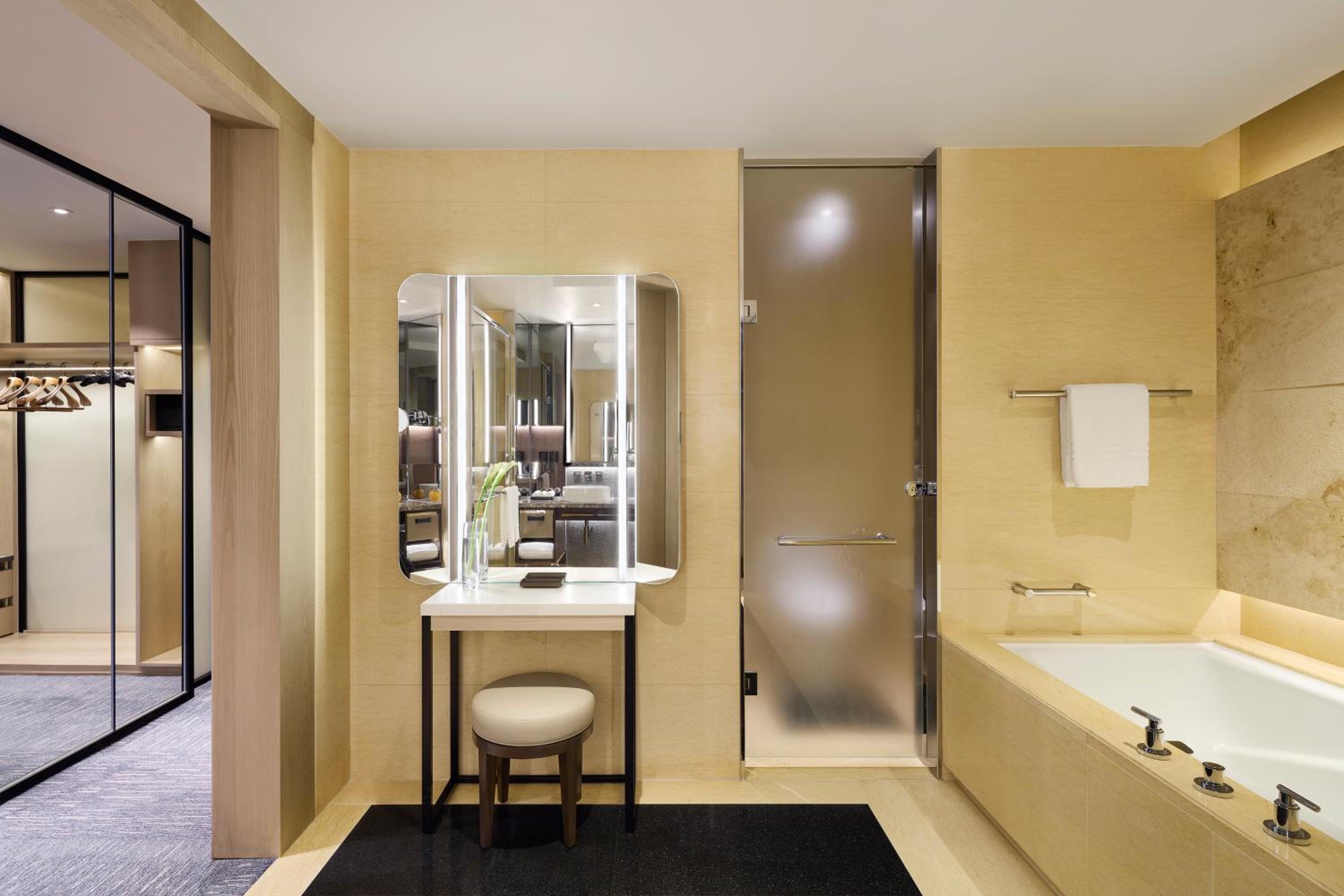 Premier Harbor View Suite Premier Harbor View Suite
