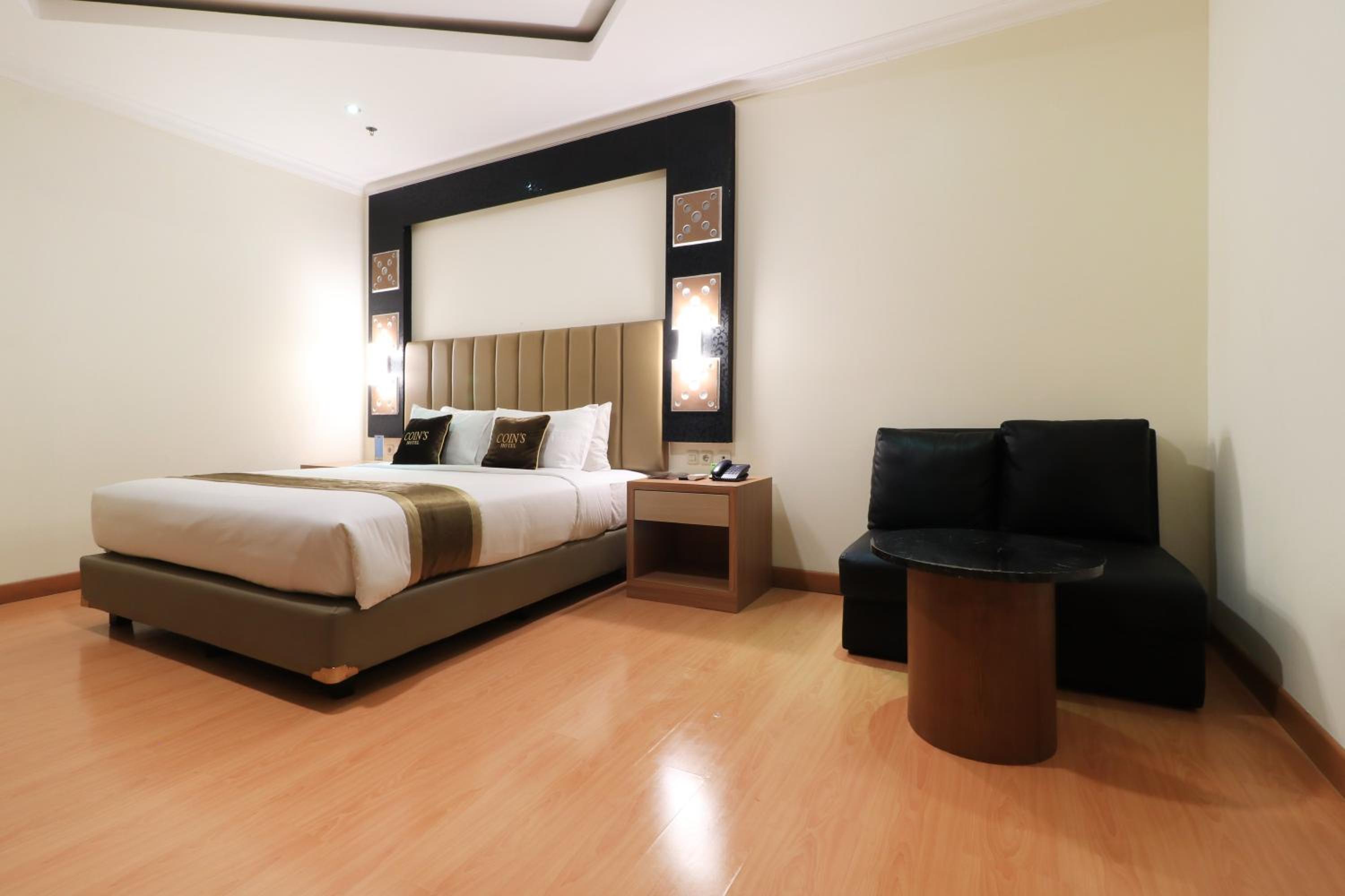 Deluxe Suite - Photo 9