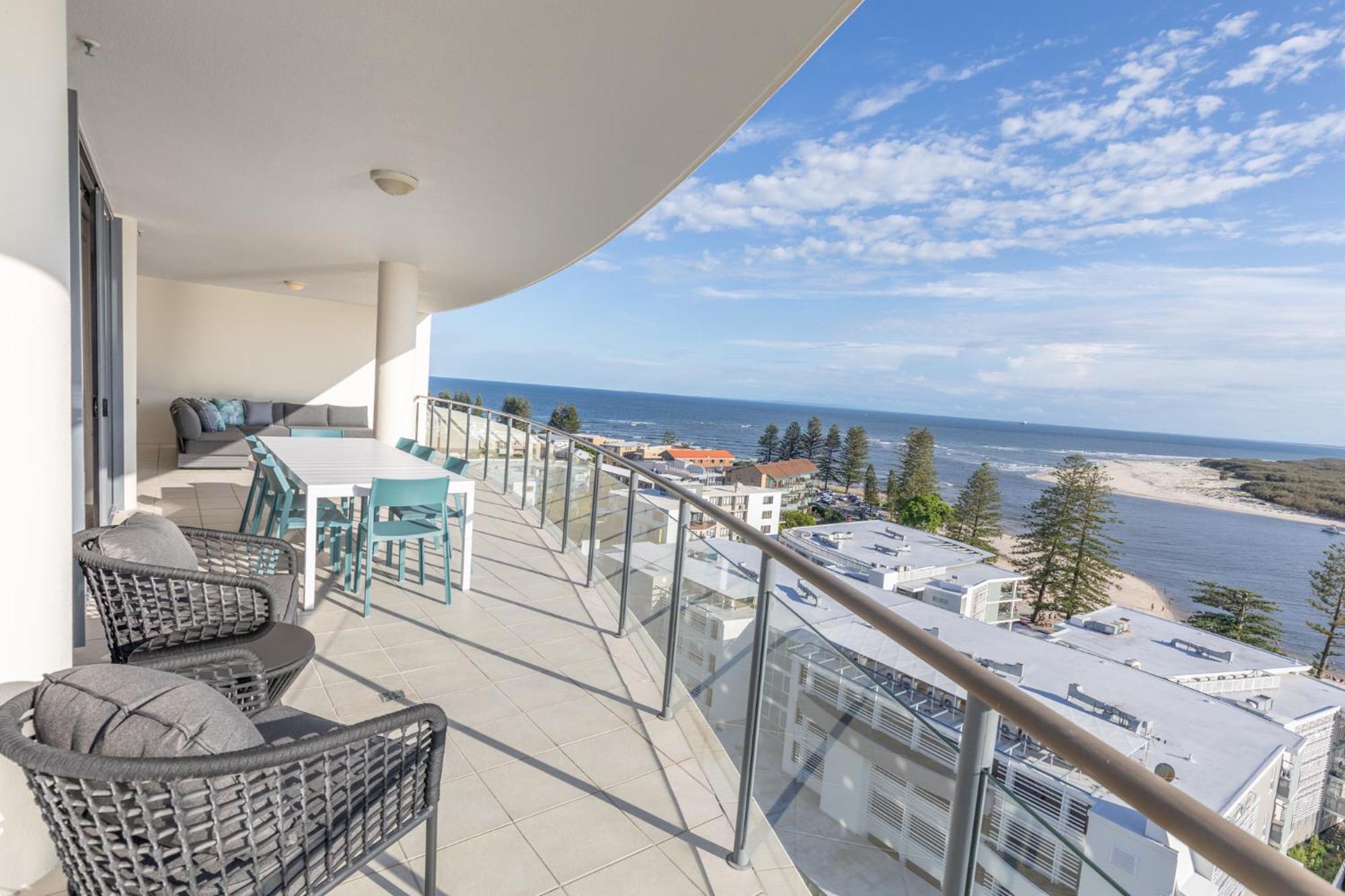 Penthouse Apartment photo 3