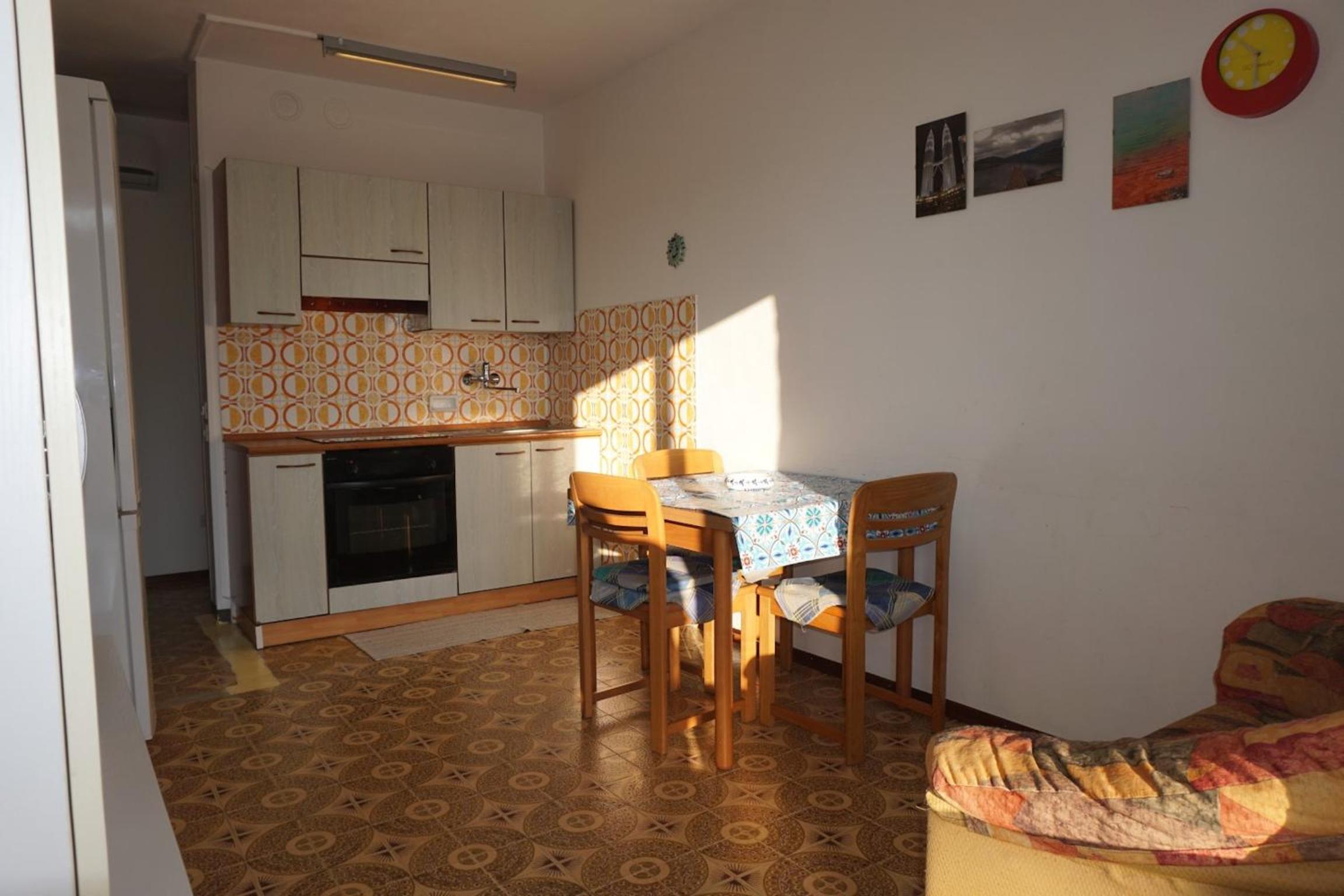 Apartment photo 3