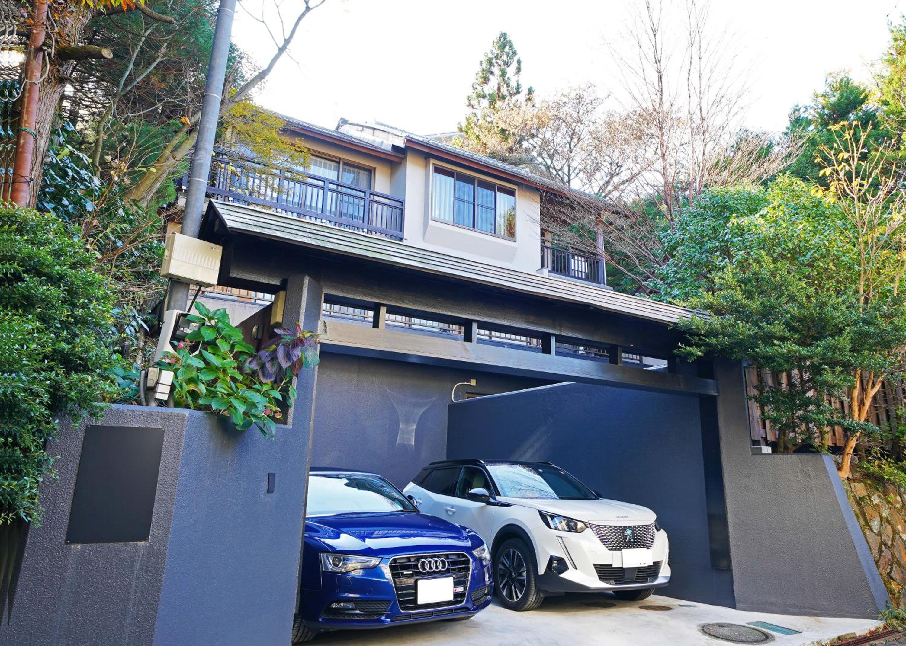 Four-Bedroom House - Photo 18