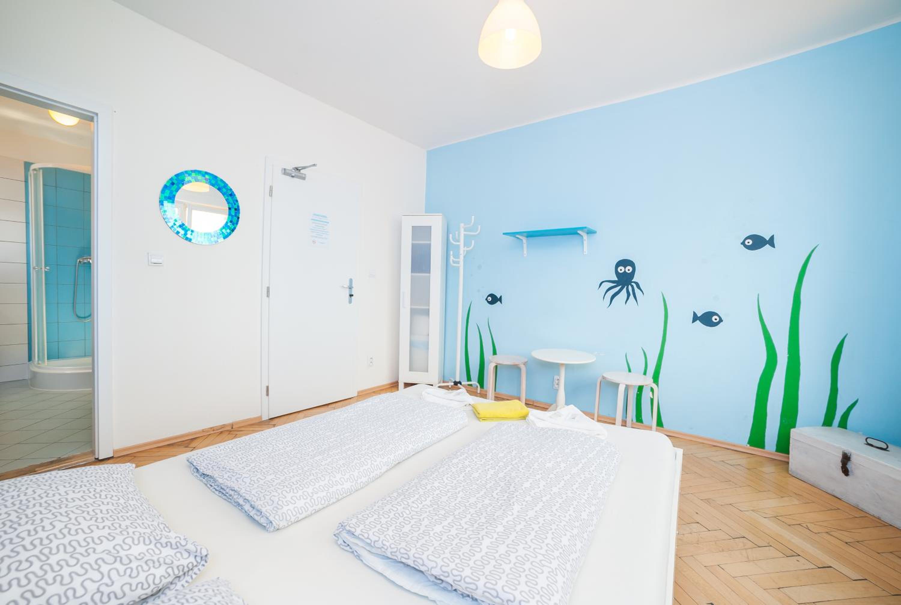 Double Room with Private Bathroom - Photo 1