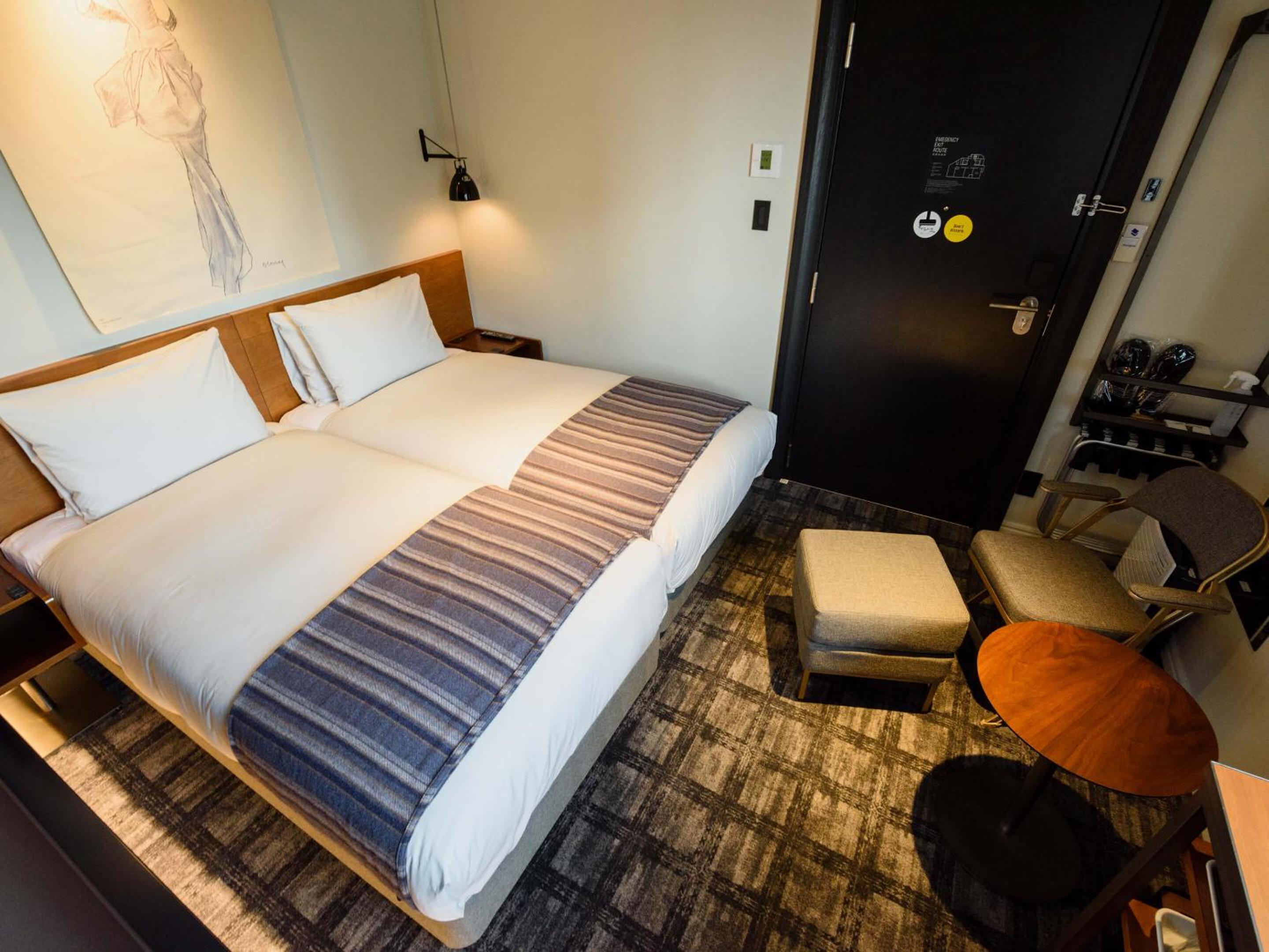 Hollywood Twin Room - Non-Smoking photo 2