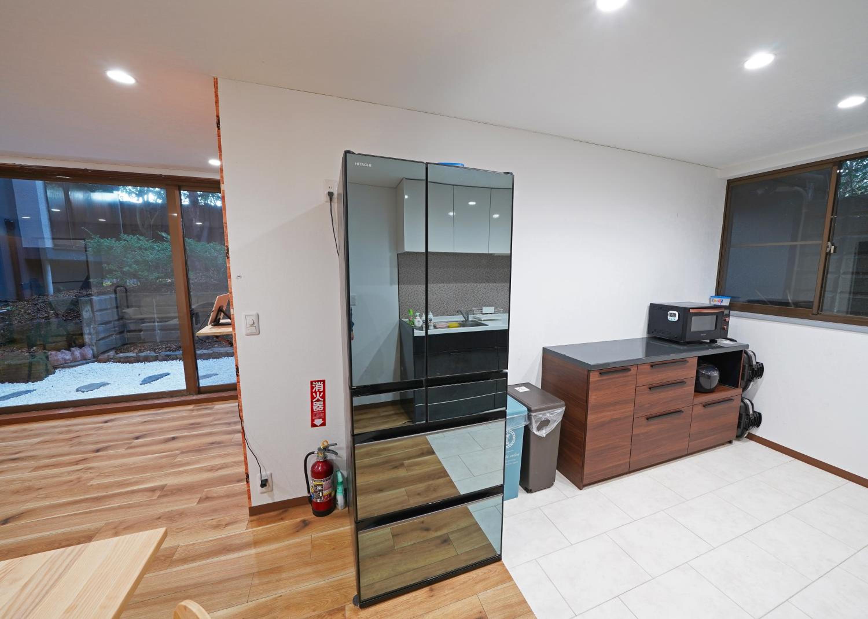 Four-Bedroom House - Photo 9