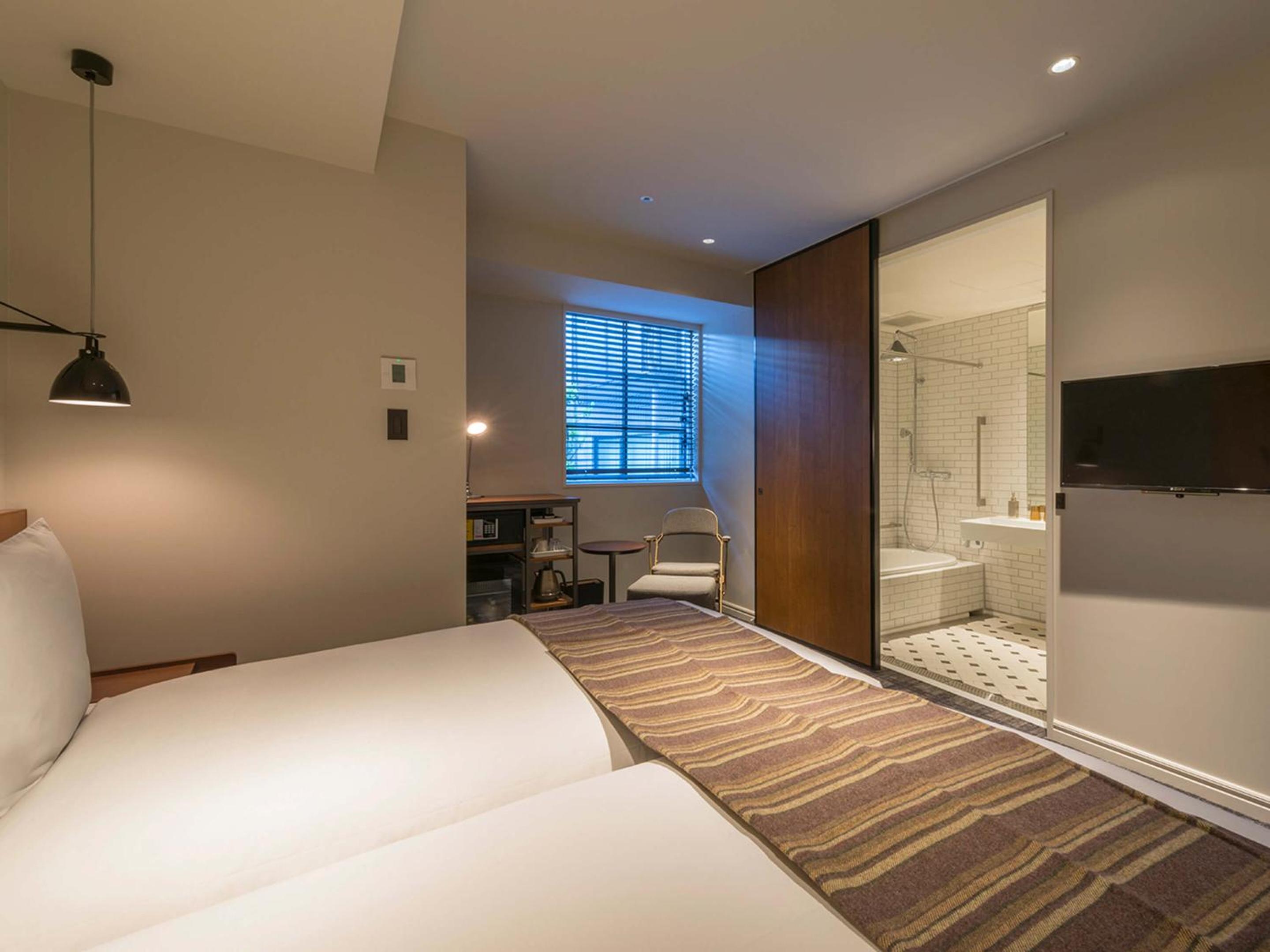 Twin Room - Disability Access photo 2
