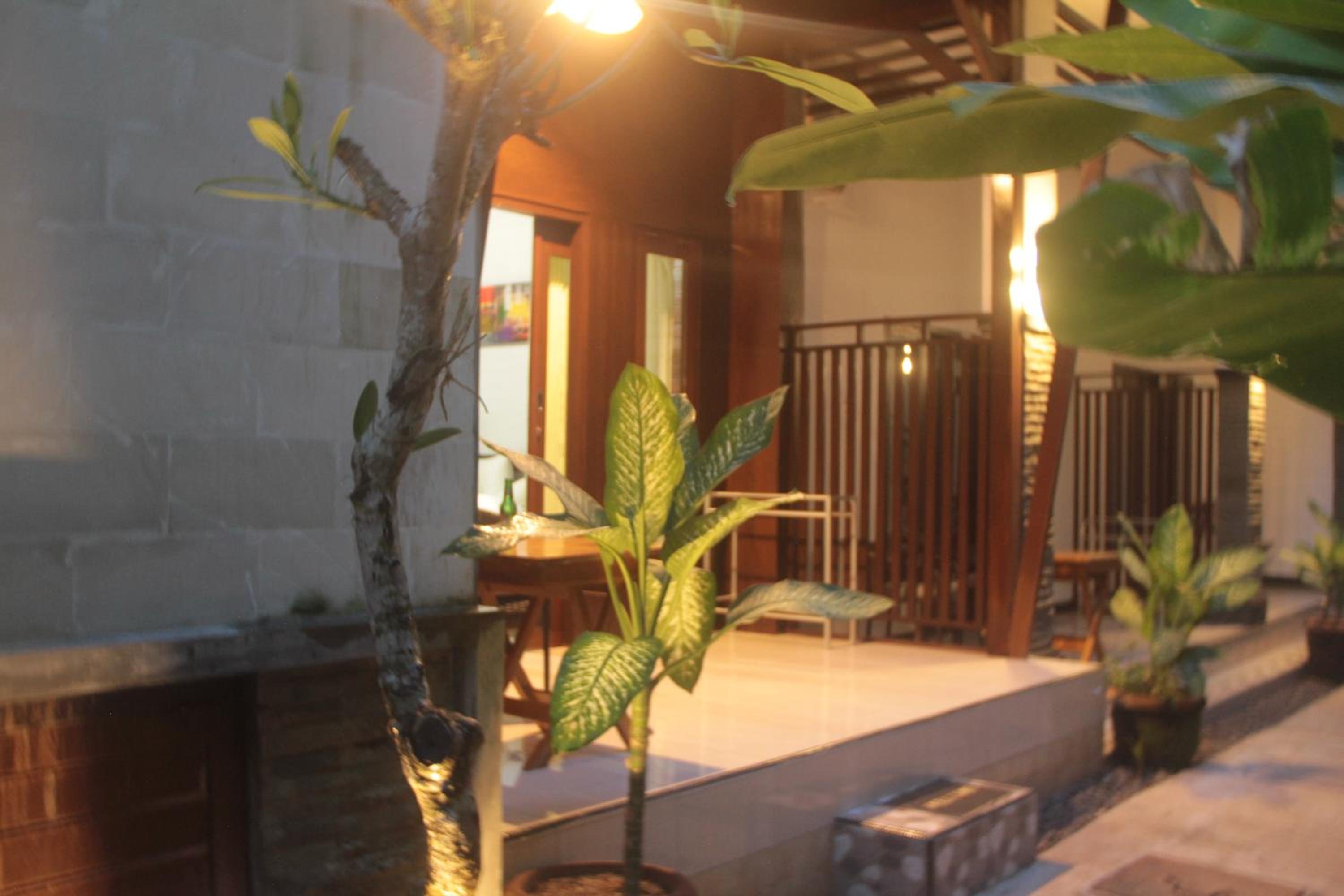 Standard Double Room - Photo 15